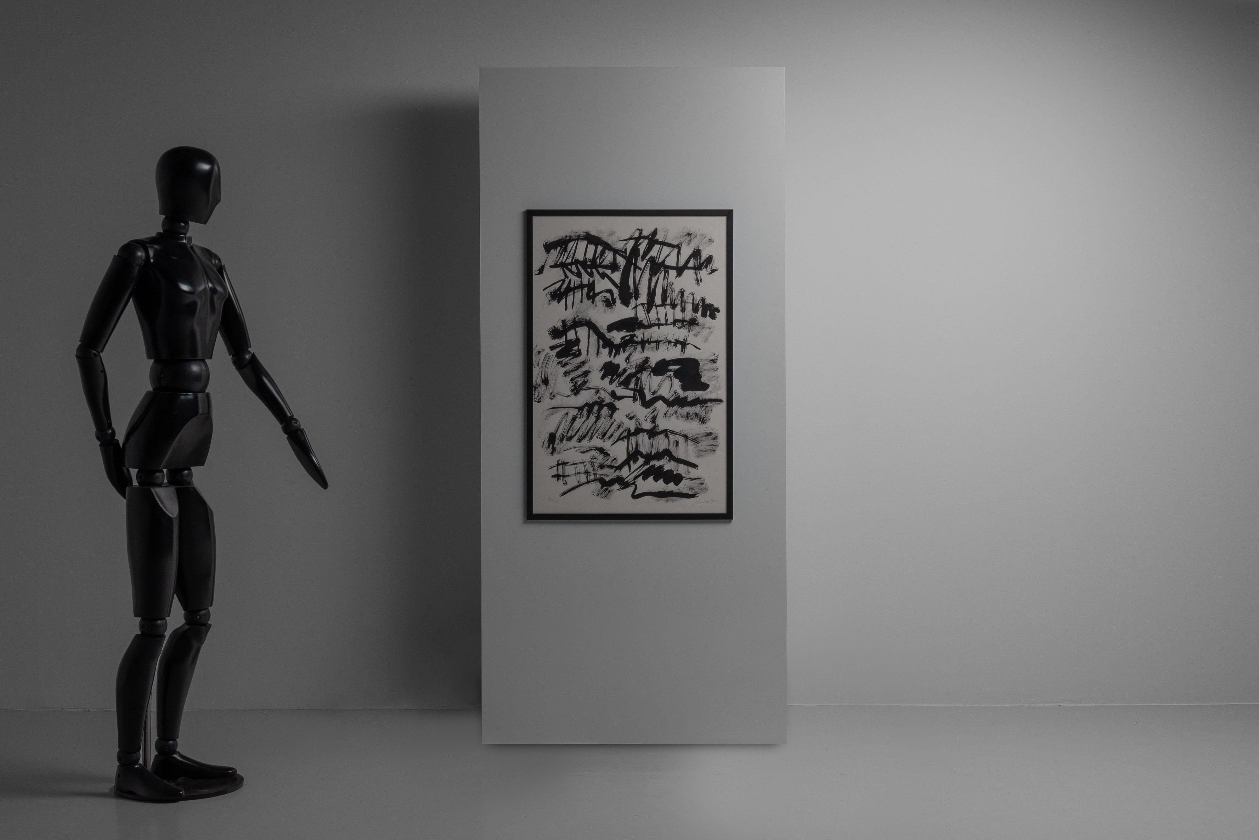 Pintura abstracta en blanco y negro de Jan Schoonhoven, Países Bajos, 1983. La ideología minimalista de Schoonhoven hace de sus dibujos a tinta un punto especialmente interesante de su carrera artística. Aunque su paleta de colores y sus materiales