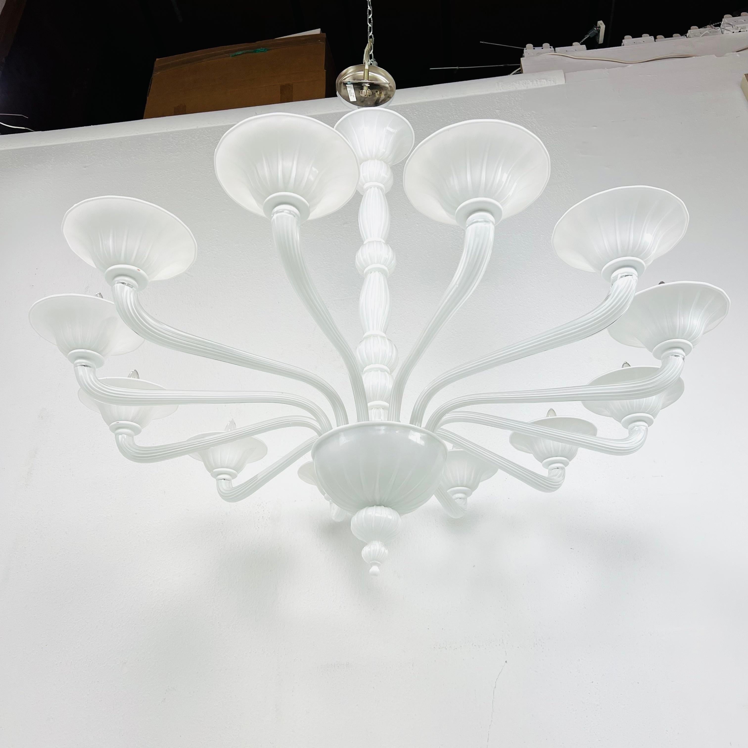 Jan Showers 12 Light Murano Glass Chandelier For Sale 4