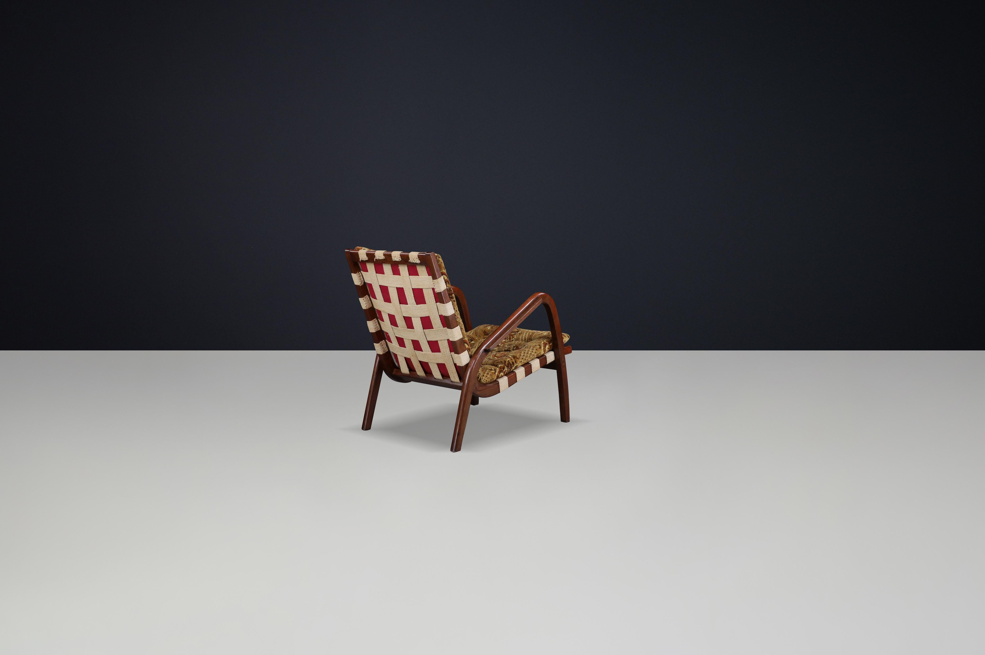 Upholstery Jan Vaněk Attributed Bentwood Lounge Chair, 1940s Czech Functionalism For Sale