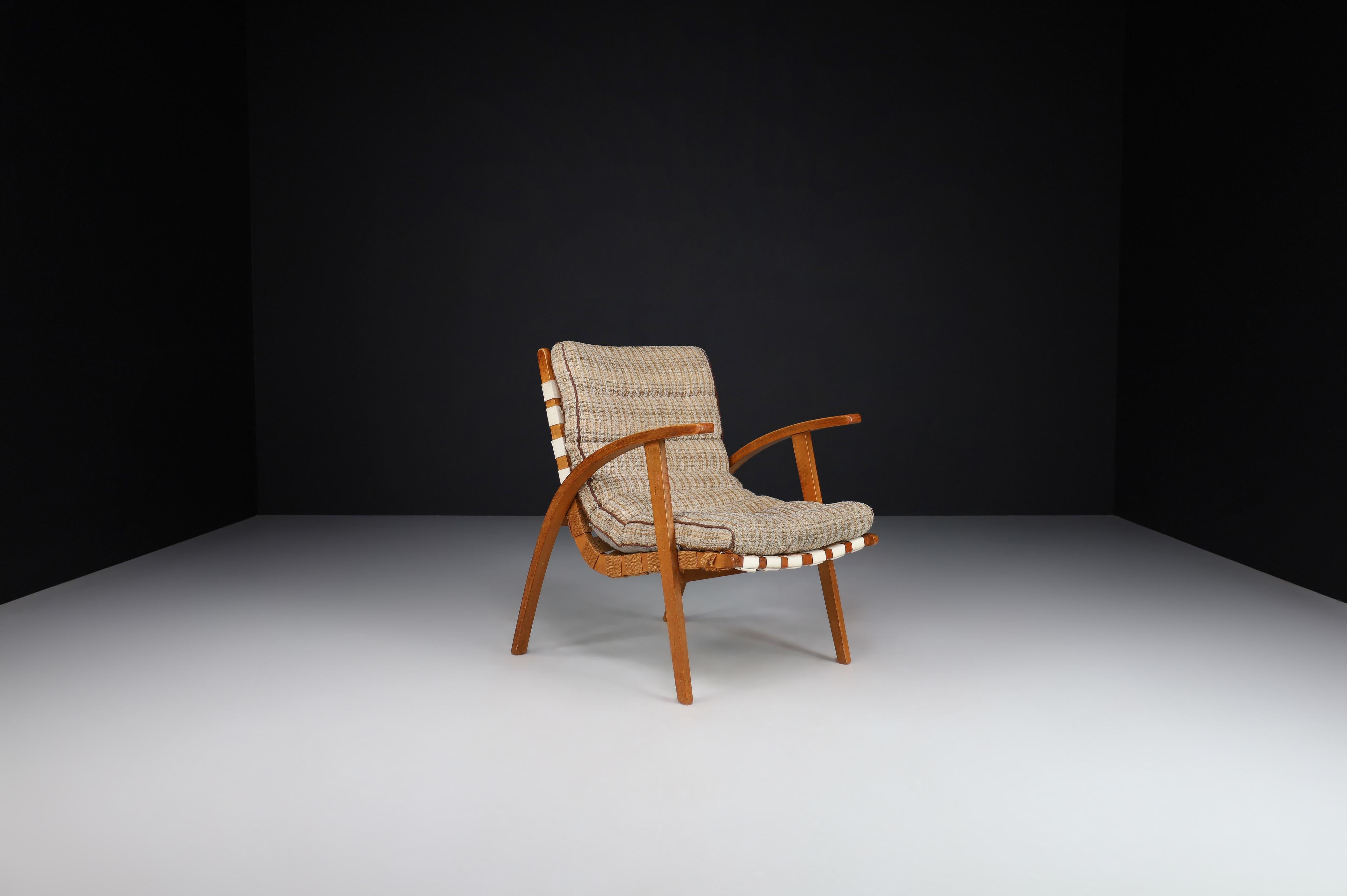 Czech Jan Vanek Easy Chair in Bentwood and Canvas, Praque, the 1930s For Sale