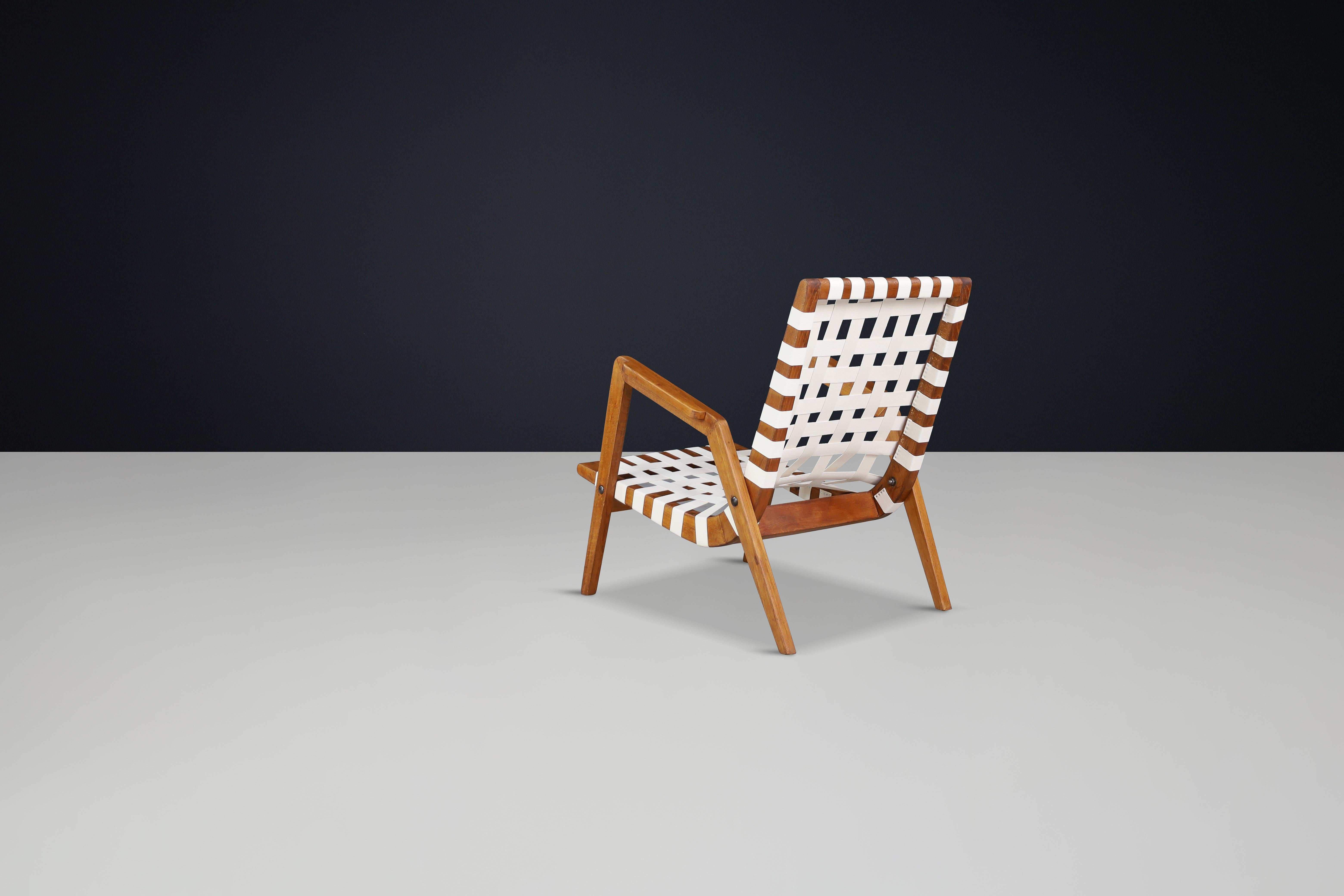 20th Century Jan Vaněk Easy Chair in Oak and Canvas, Czechoslovakia, 1930s For Sale
