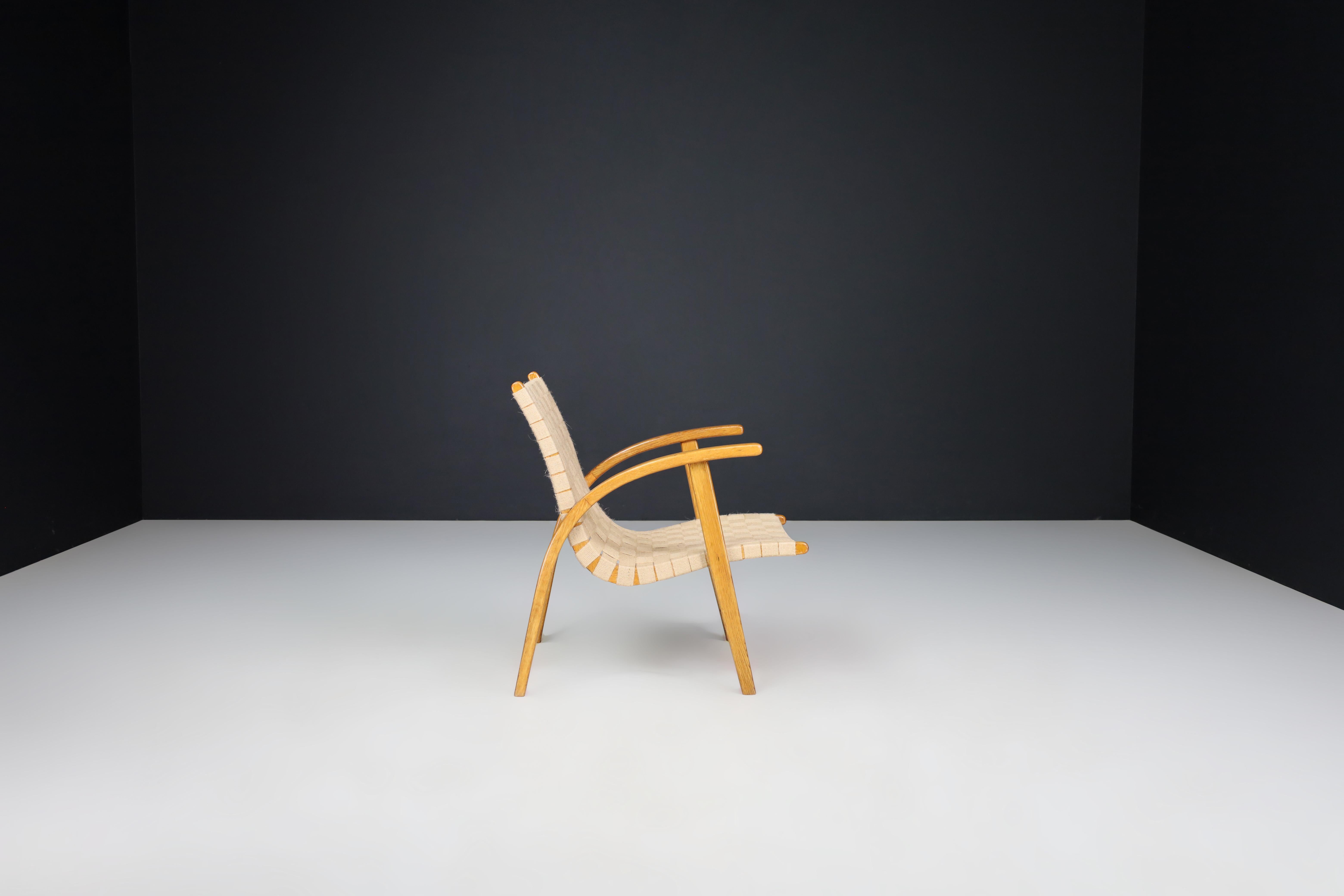 Czech Jan Vanek Easy Chair in Oak Bentwood and Canvas, Praque, the 1930s For Sale