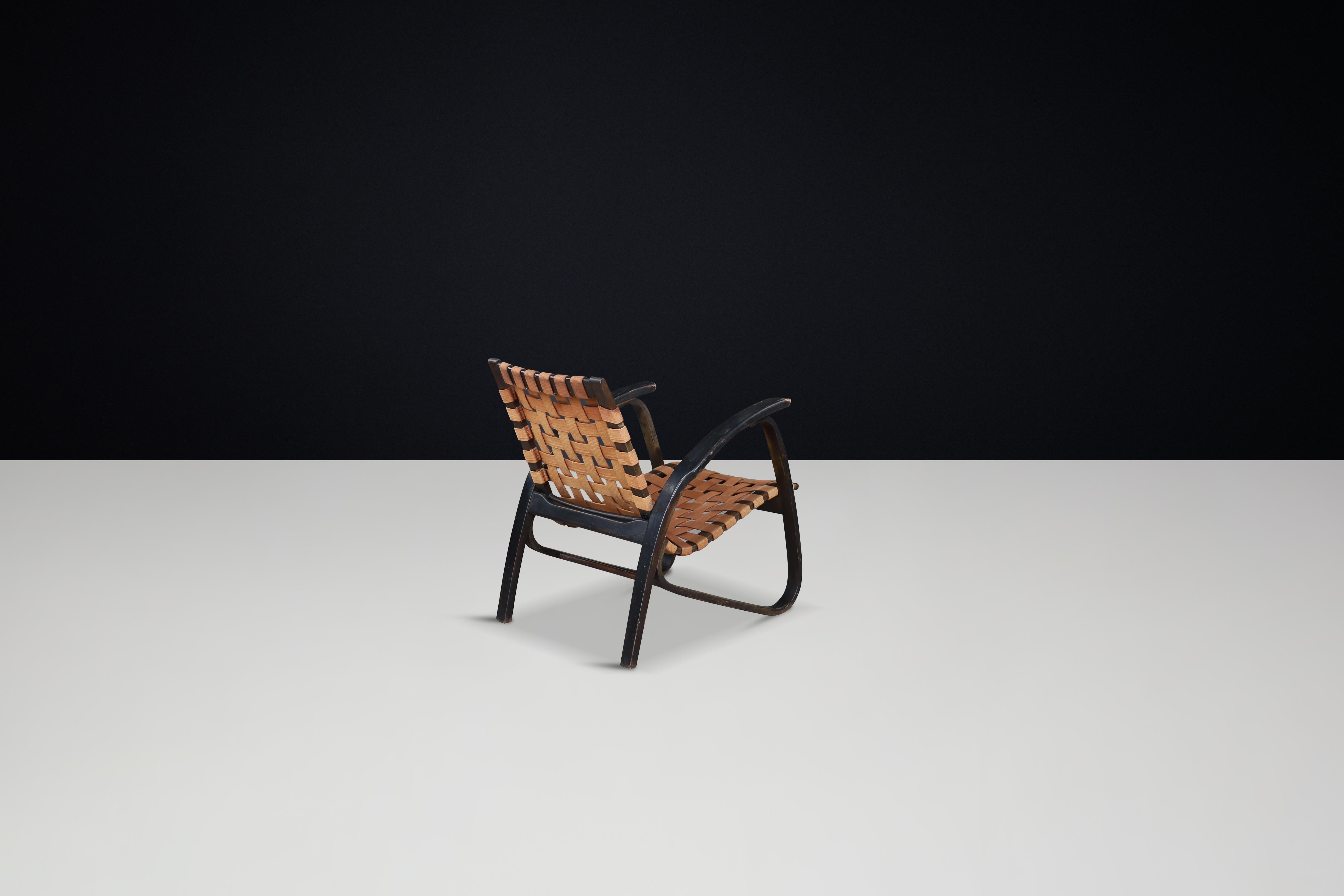 20th Century Jan Vanek Lounge chair in bentwood and canvas, Praque, the 1930s For Sale