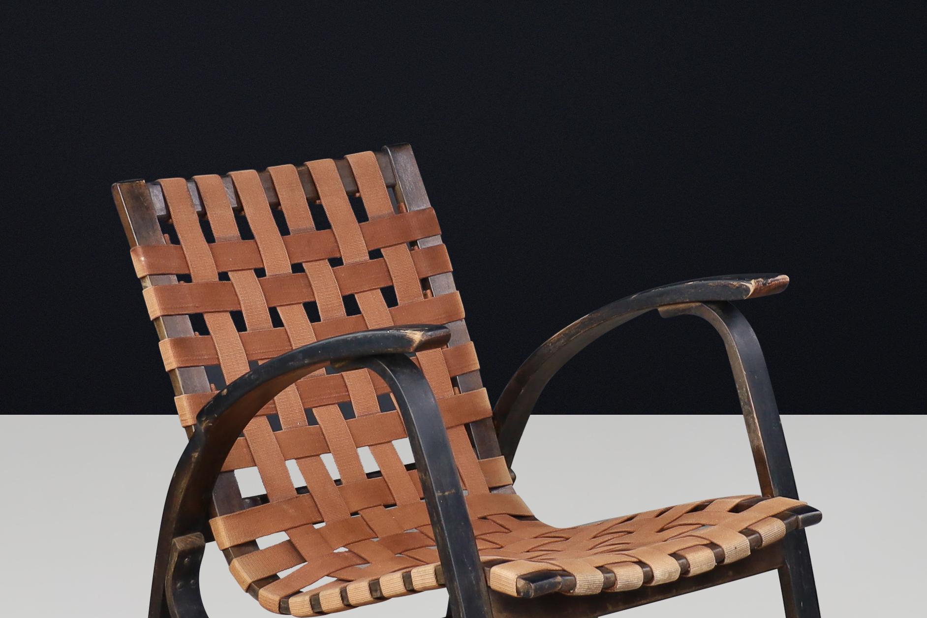 Jan Vanek Lounge chair in bentwood and canvas, Praque, the 1930s For Sale 2