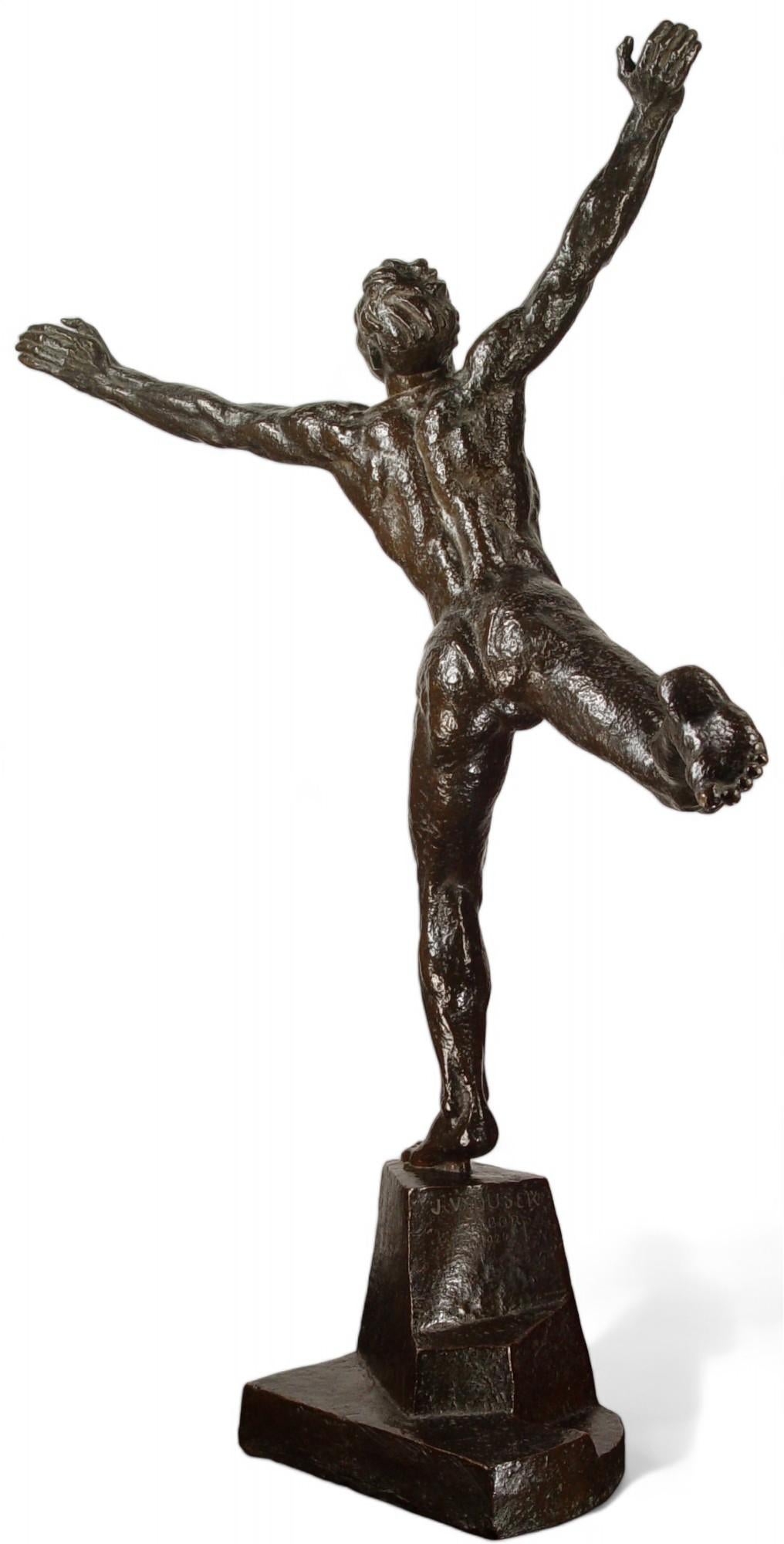 Sokol-Athlete, una scultura di movimento e forza di Jan Vítězslav Dušek - Sculpture Art Déco di Jan Vítězslav Dušek 