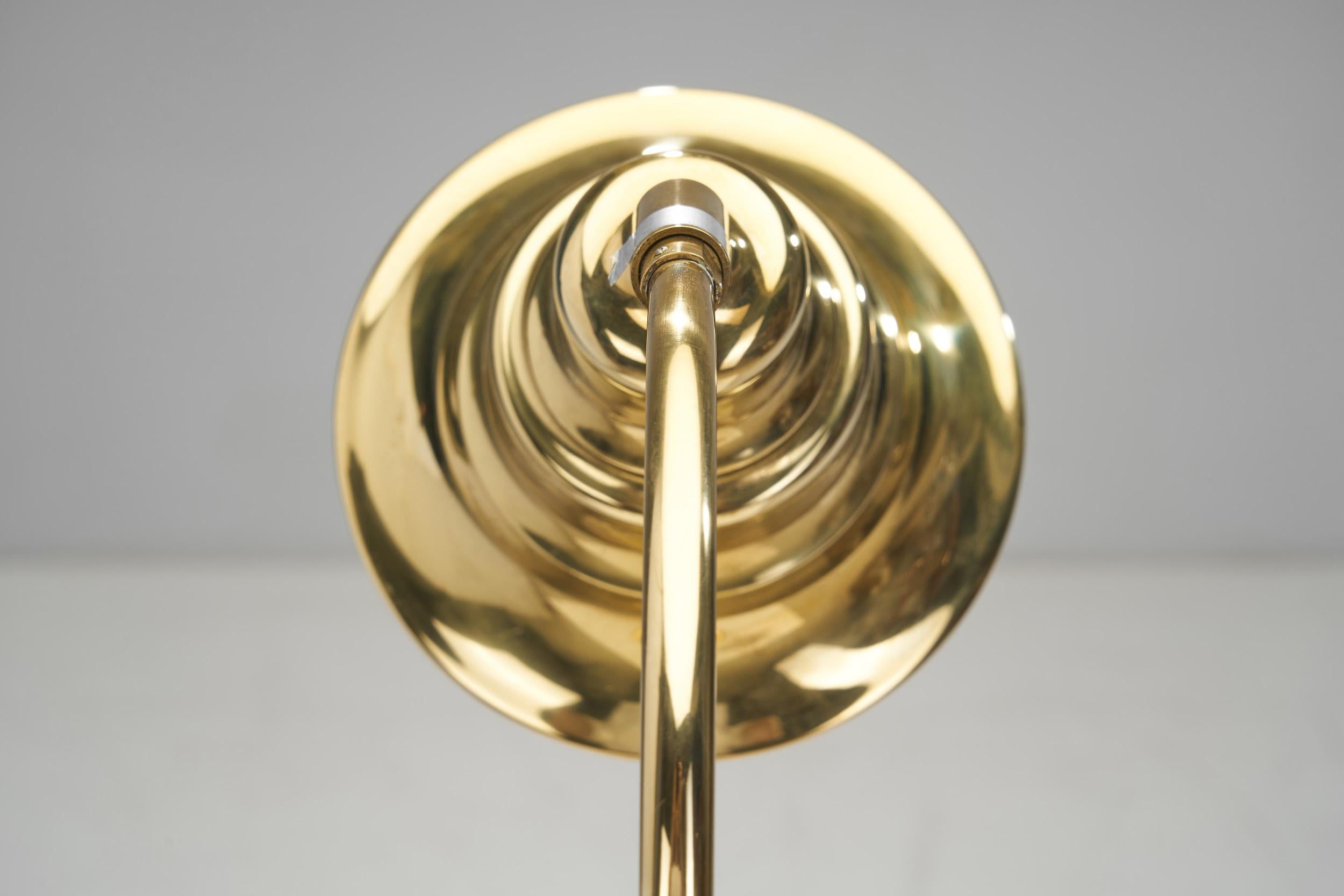 Jan Wickelgren Curved Brass Table Lamp for Aneta Belysning AB, Sweden, 1970s For Sale 6