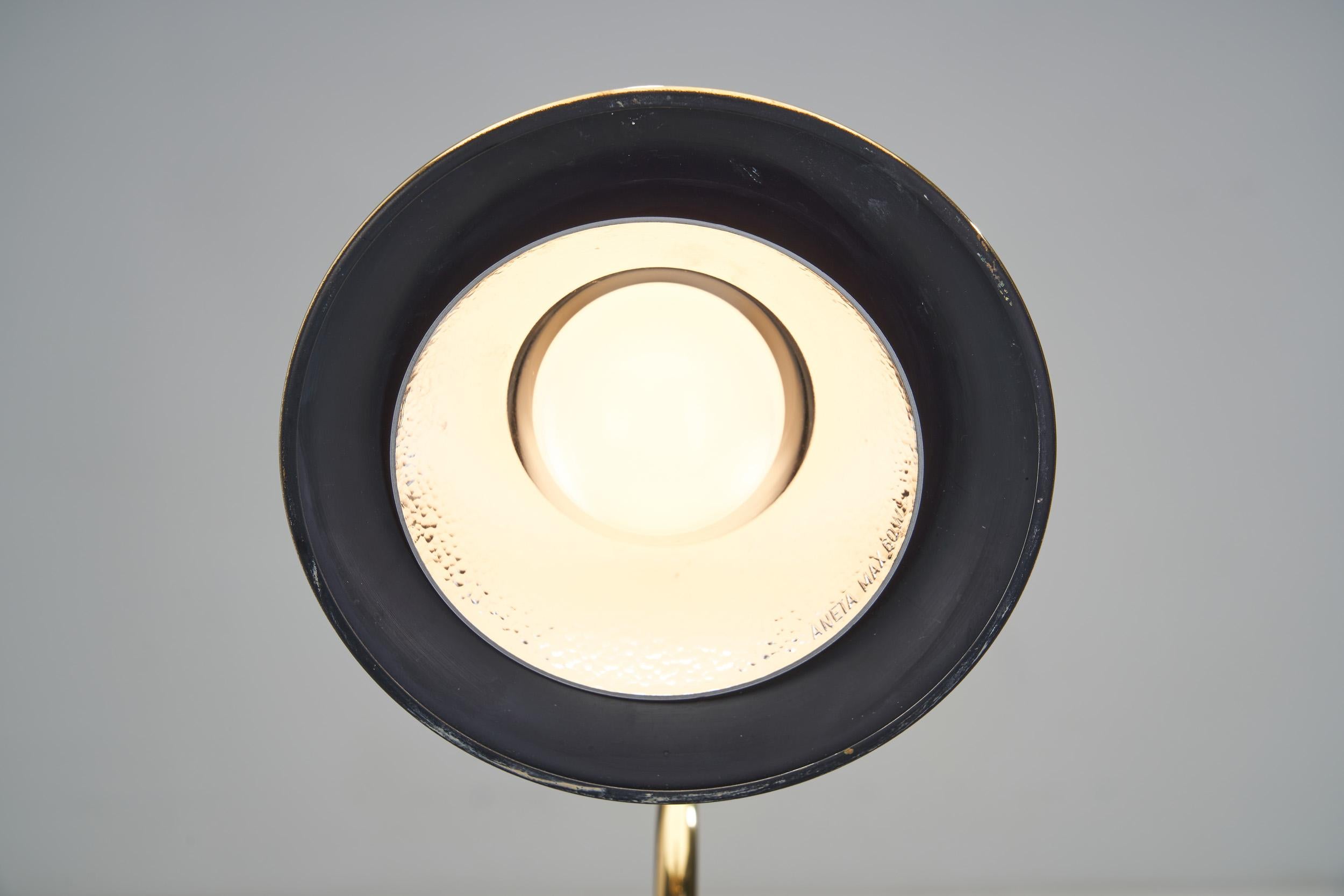 Lampe de bureau incurvée en laiton Jan Wickelgren pour Aneta Belysning AB, Suède, 1970 en vente 9