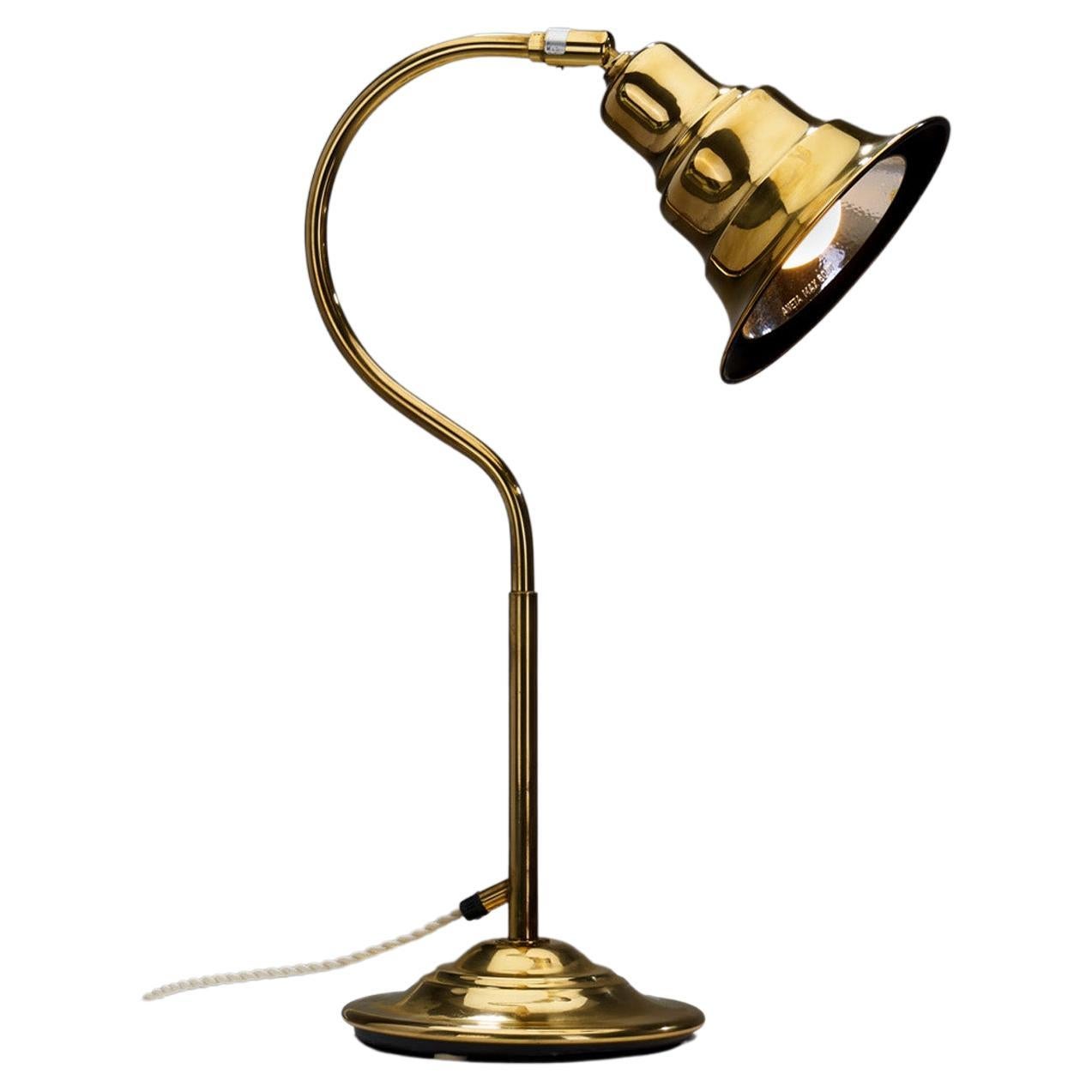 Jan Wickelgren Curved Brass Table Lamp for Aneta Belysning AB, Sweden, 1970s For Sale