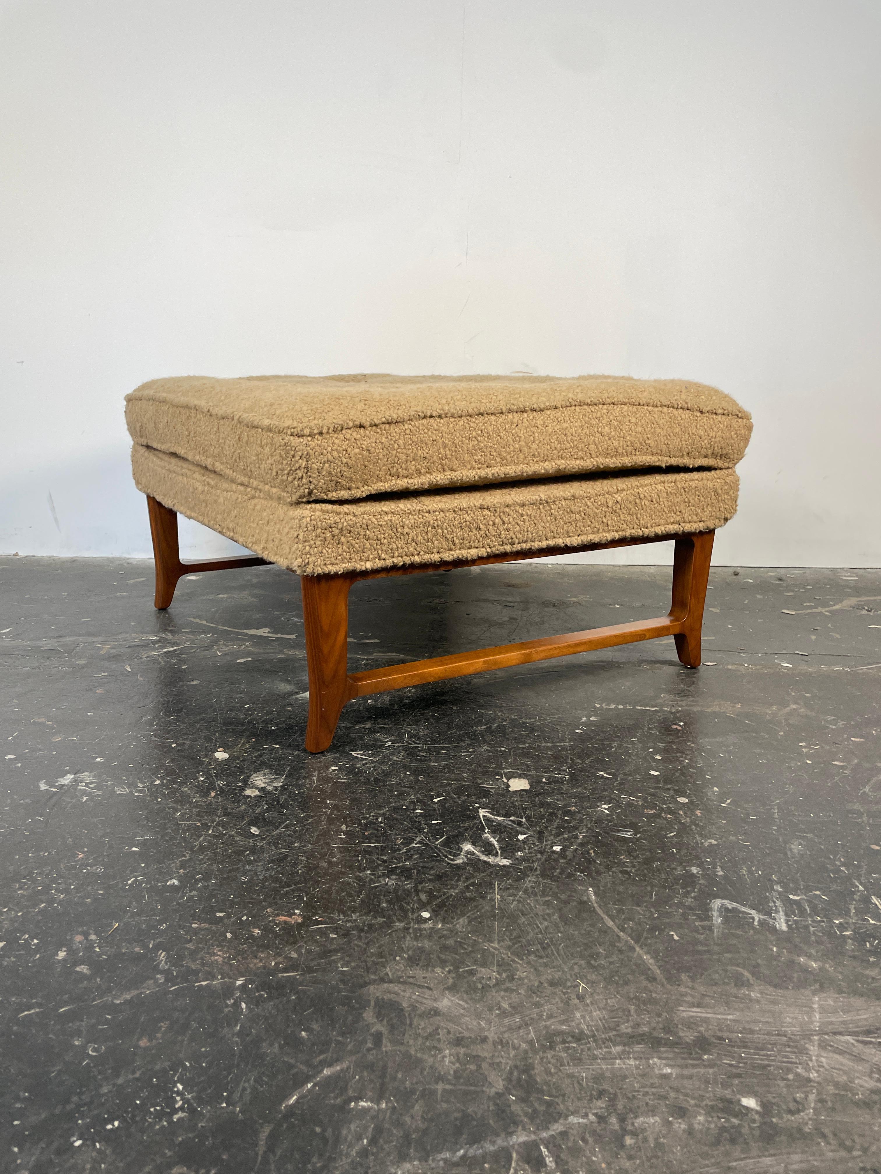 American Janas Ottoman by Edward Wormley for Dunbar For Sale