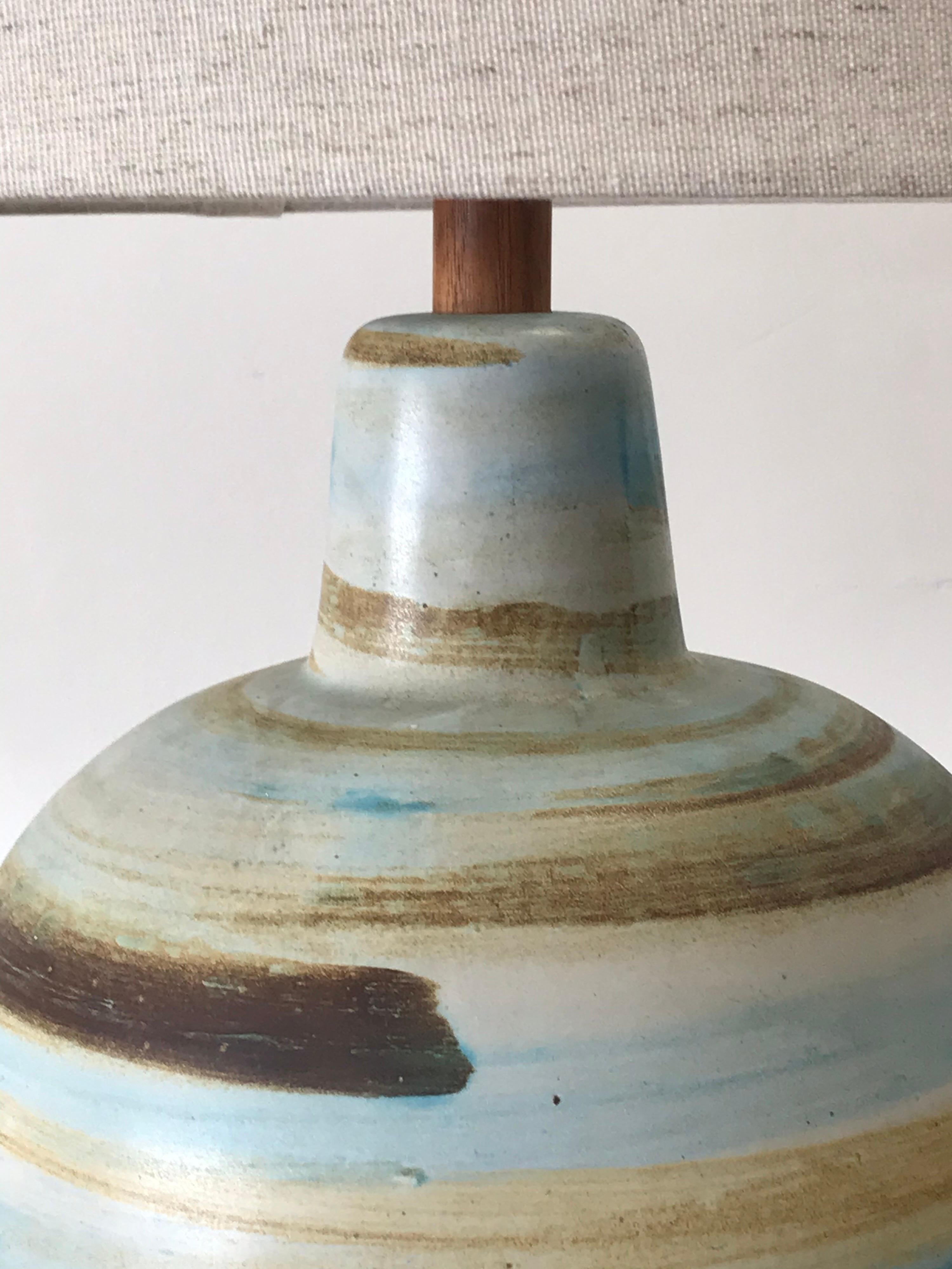 Mid-Century Modern Jane and Gordon Martz Ceramic Table Lamp