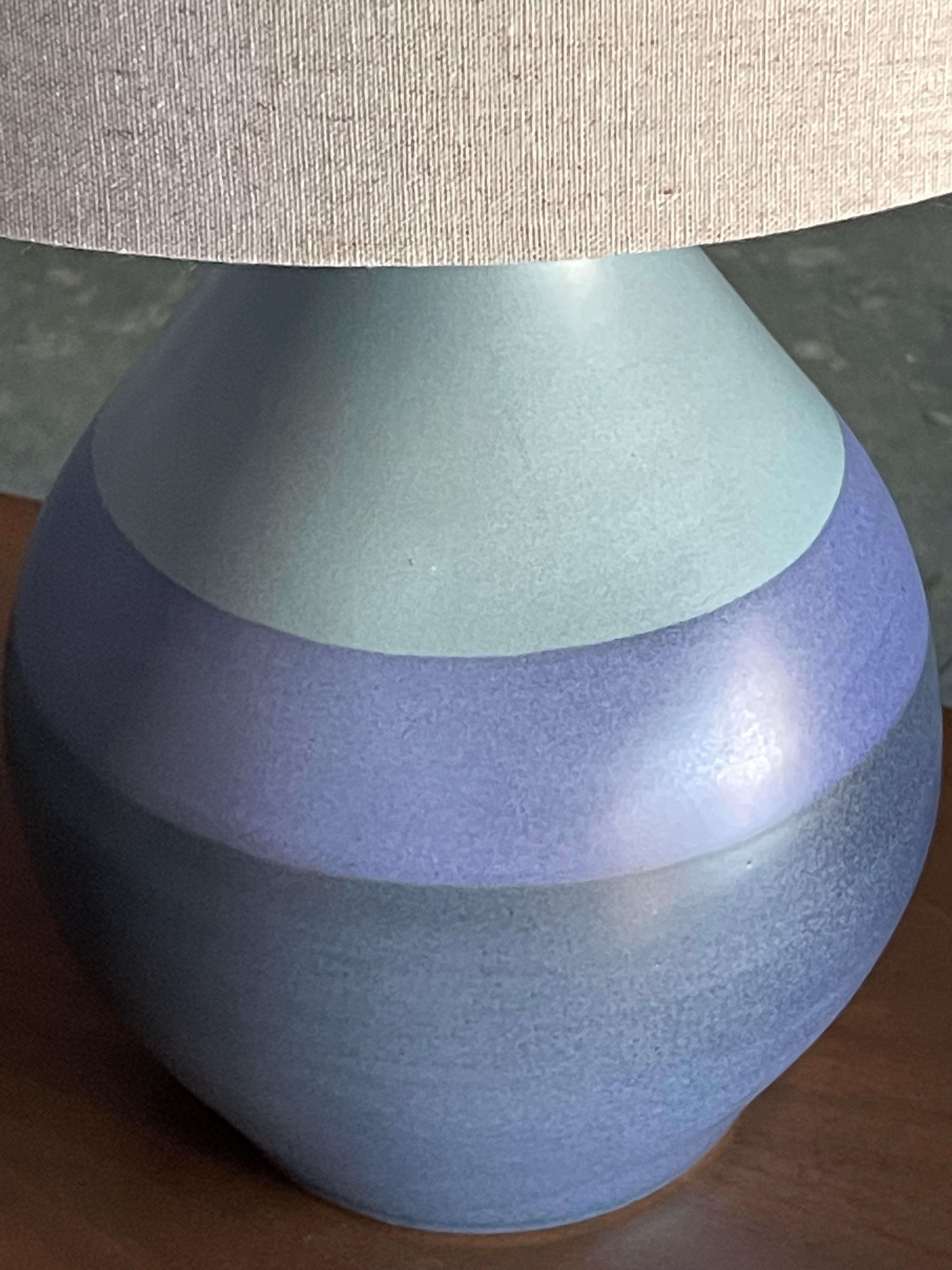 American Martz Lamp by Jane and Gordon Martz for Marshall Studios, Ceramic Table Lamp For Sale