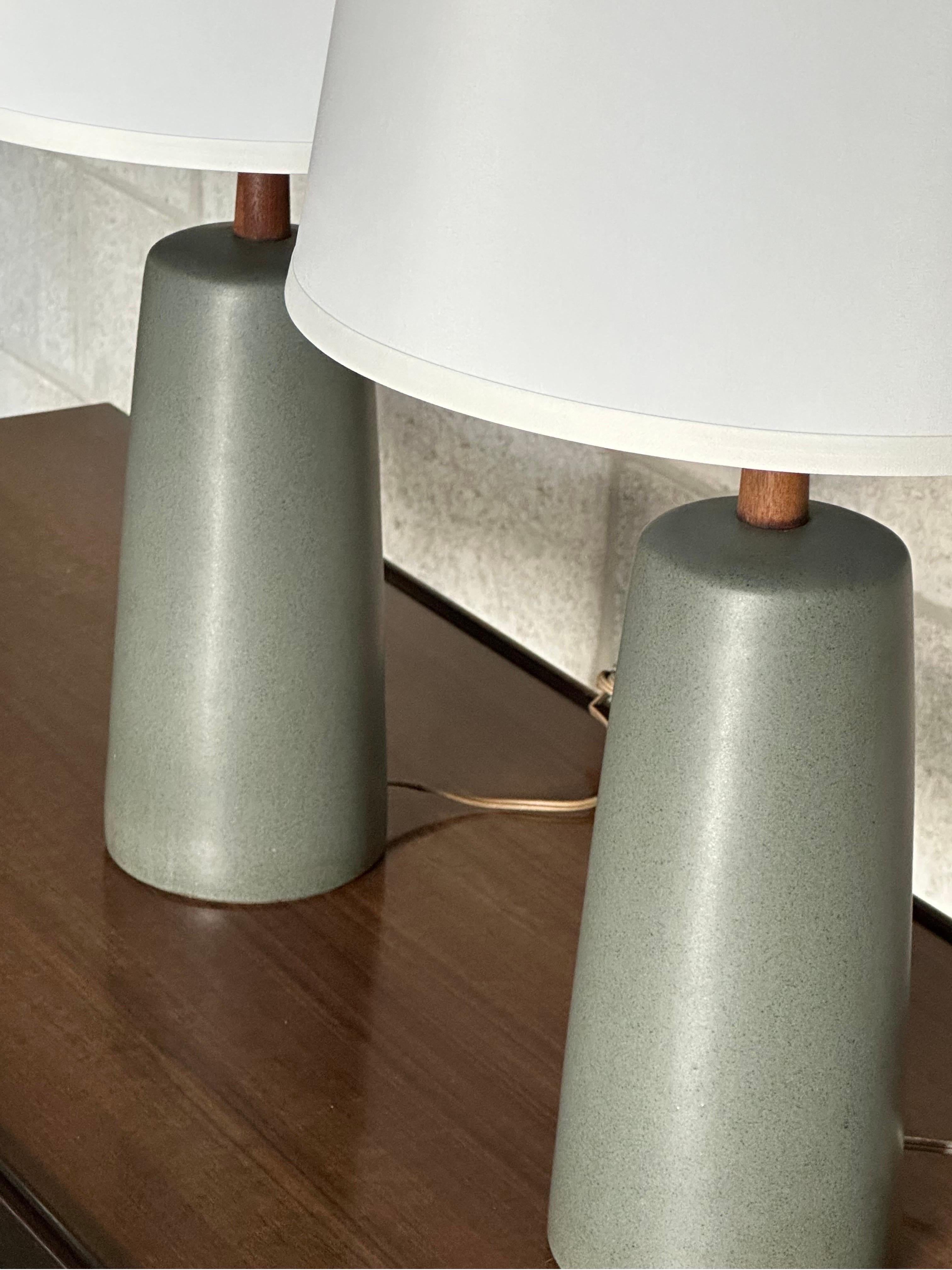 Martz Lamps by Jane and Gordon Martz for Marshall Studios, Ceramic Table Lamps In Good Condition In St.Petersburg, FL