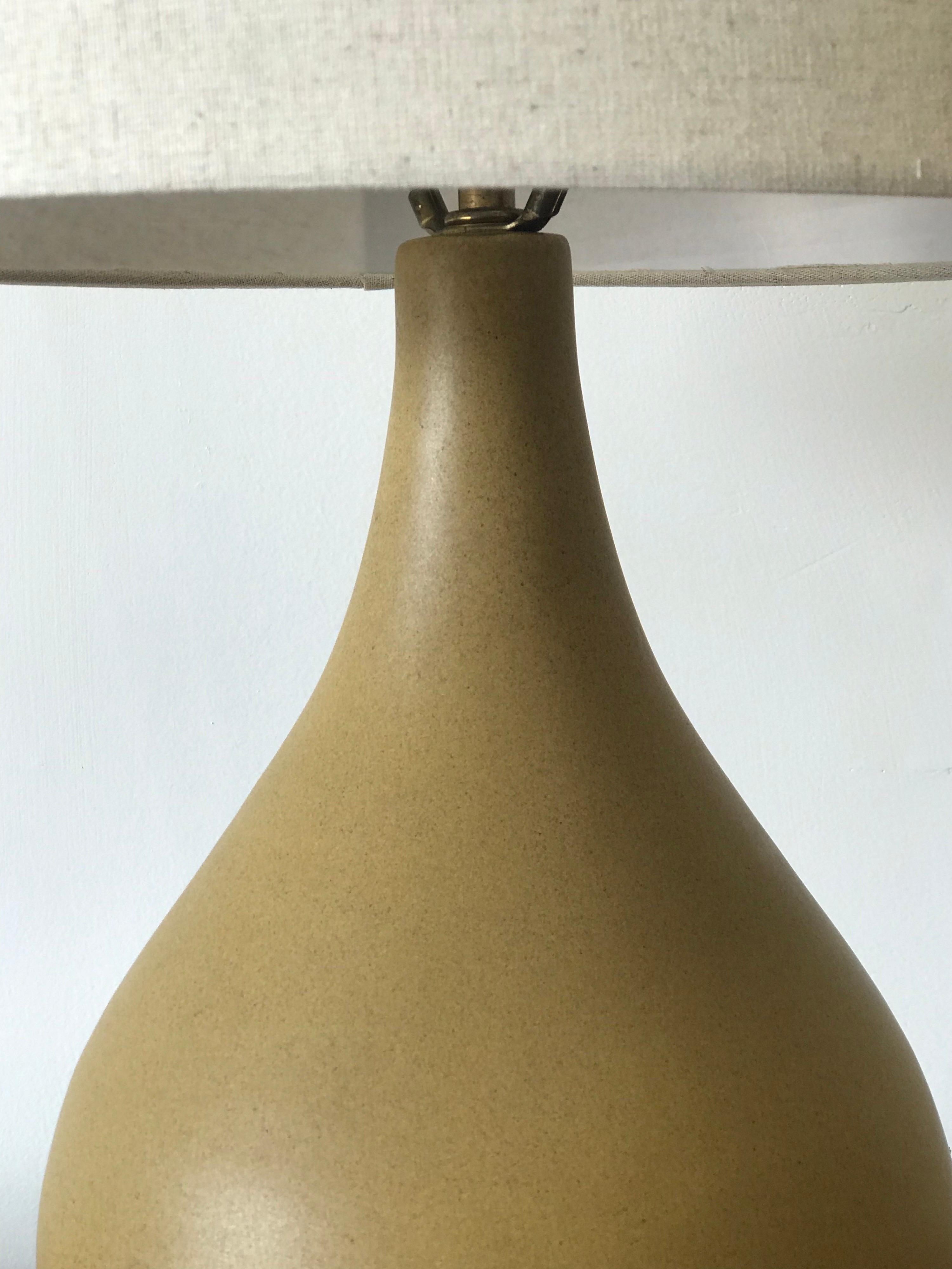 American Jane and Gordon Martz Ceramic Teardrop Table Lamp For Sale
