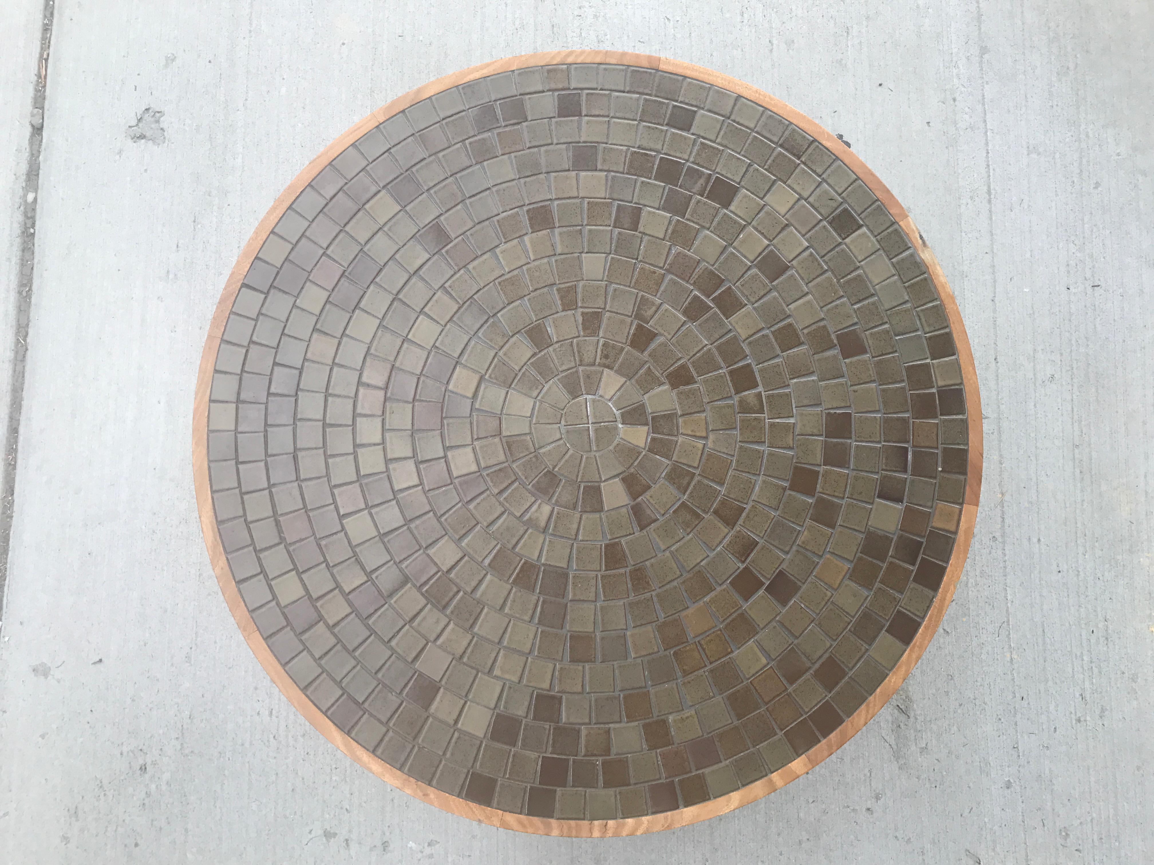 Jane and Gordon Martz ceramic tile and walnut round coffee table. Great condition.