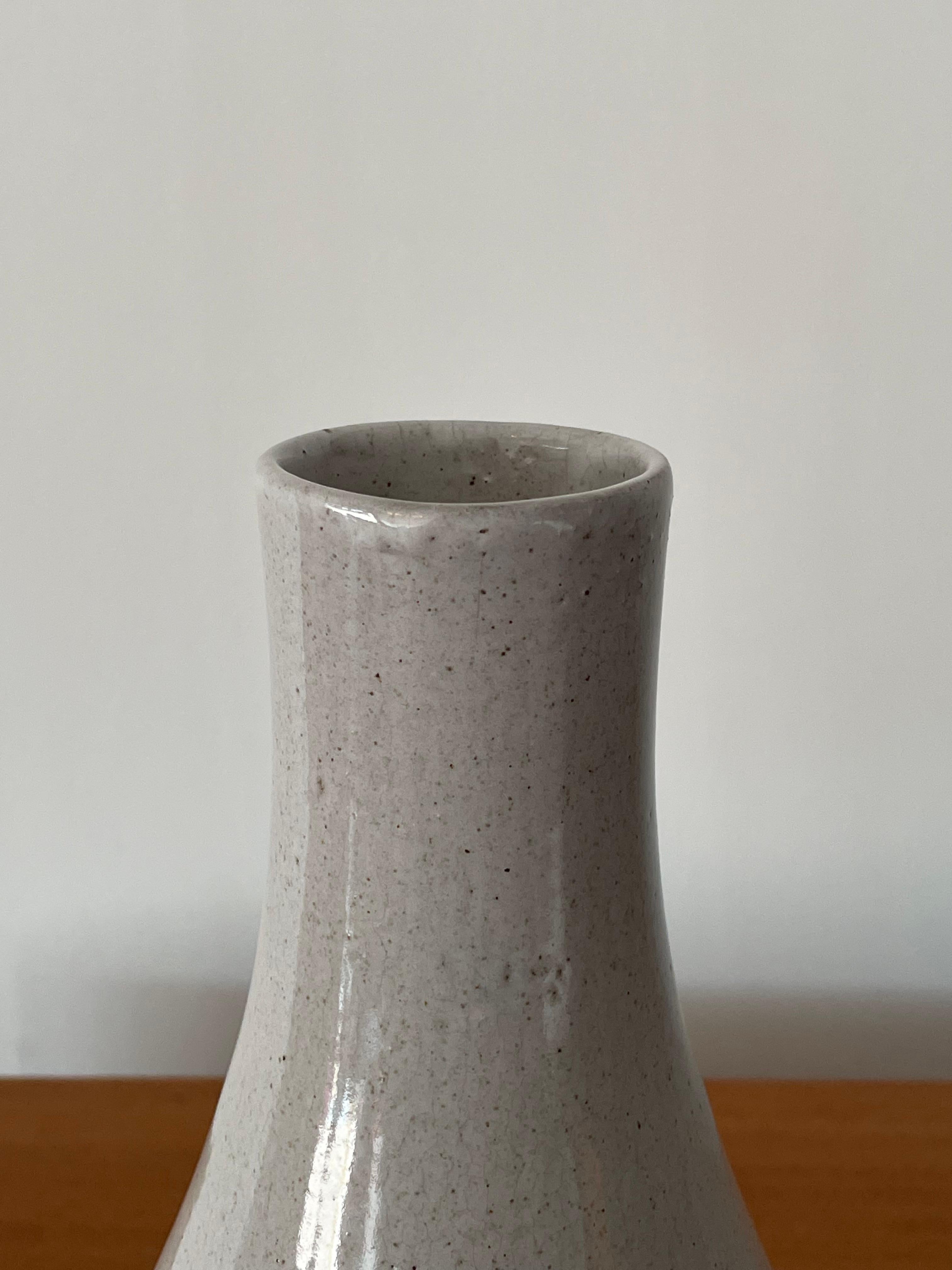 Mid-Century Modern Jane and Gordon Martz Ceramic Vase for Marshall Studios For Sale