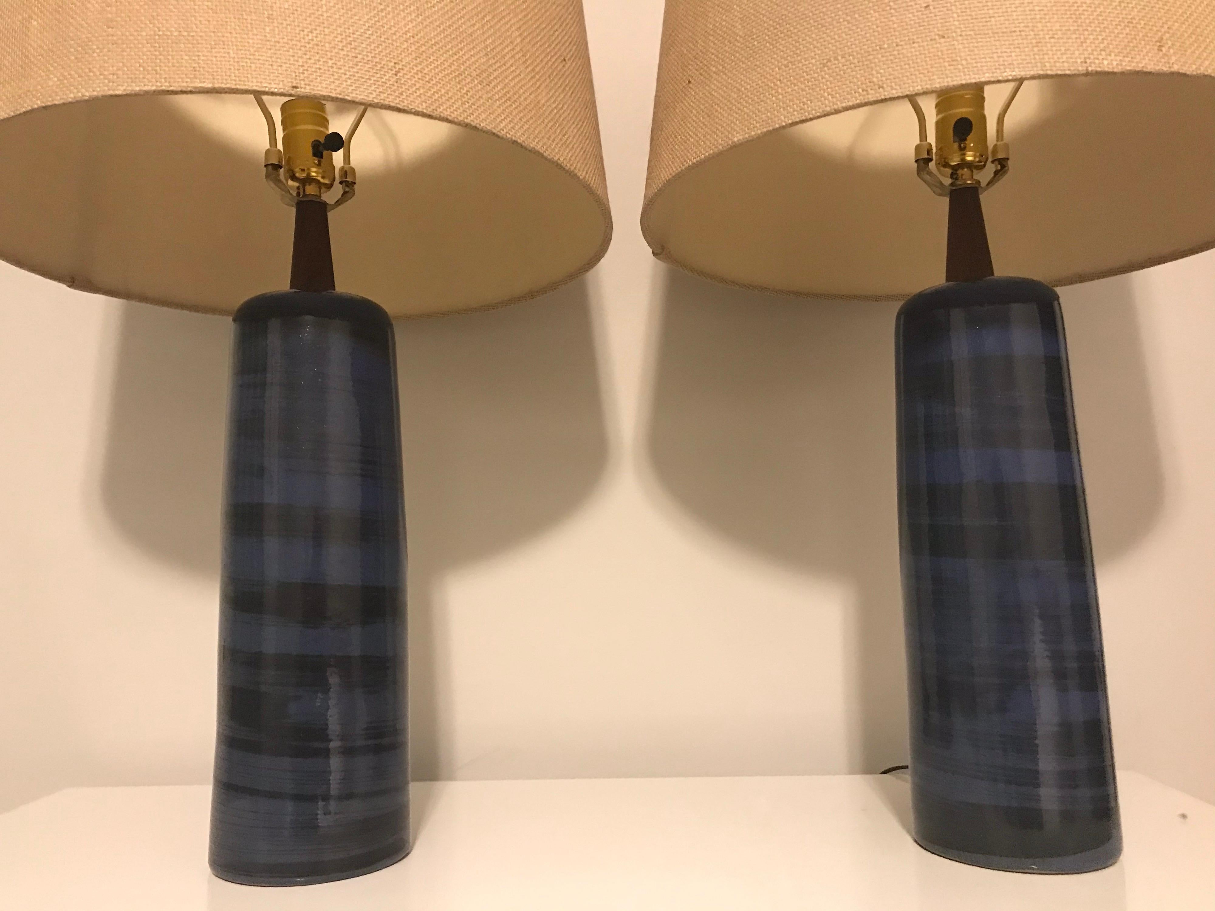 Jane and Gordon Martz for Marshall Studio Pair of Large Lamps, Blue and Black In Good Condition In St.Petersburg, FL