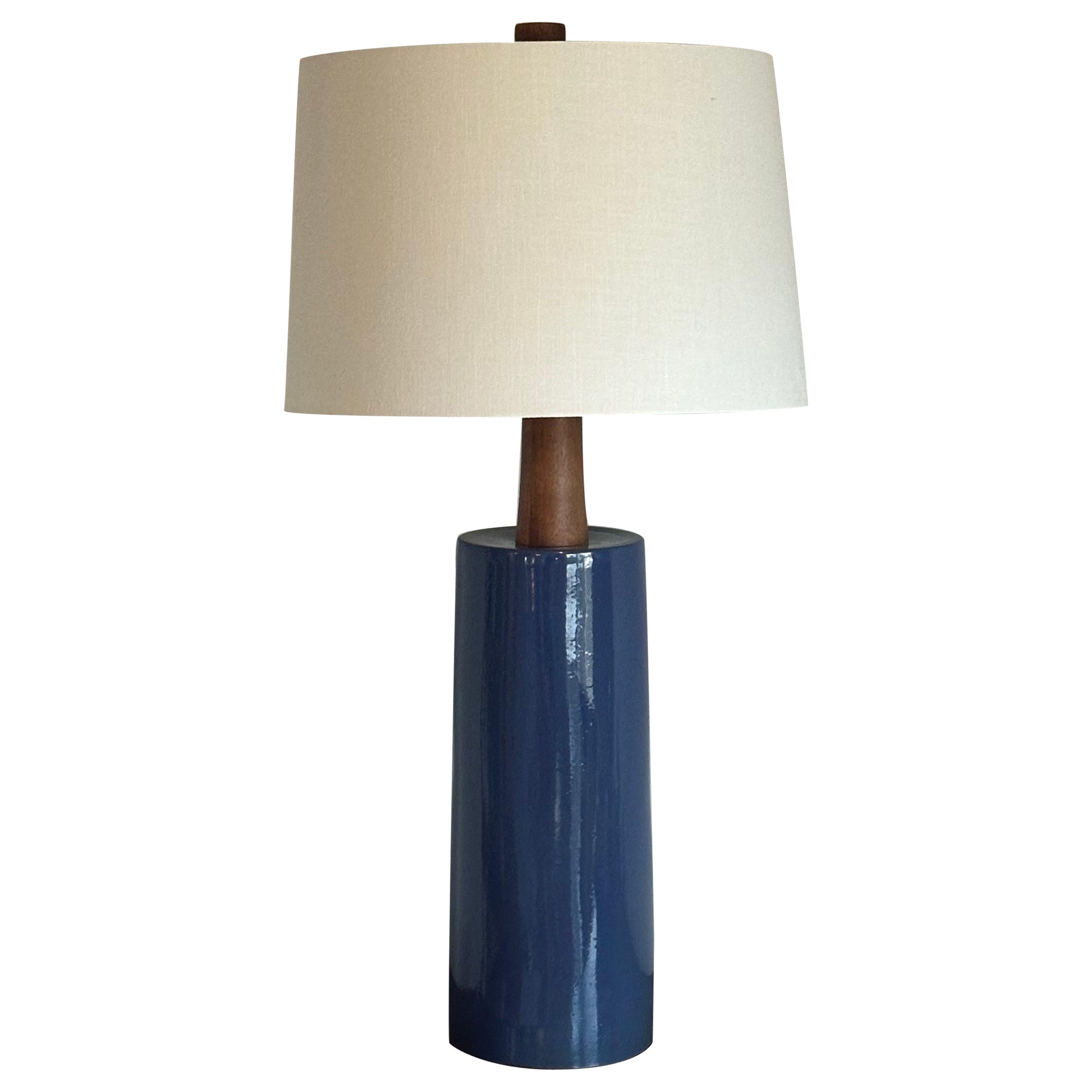Jane and Gordon Martz Large Table Lamp for Marshall Srudios, ceramic and walnut For Sale