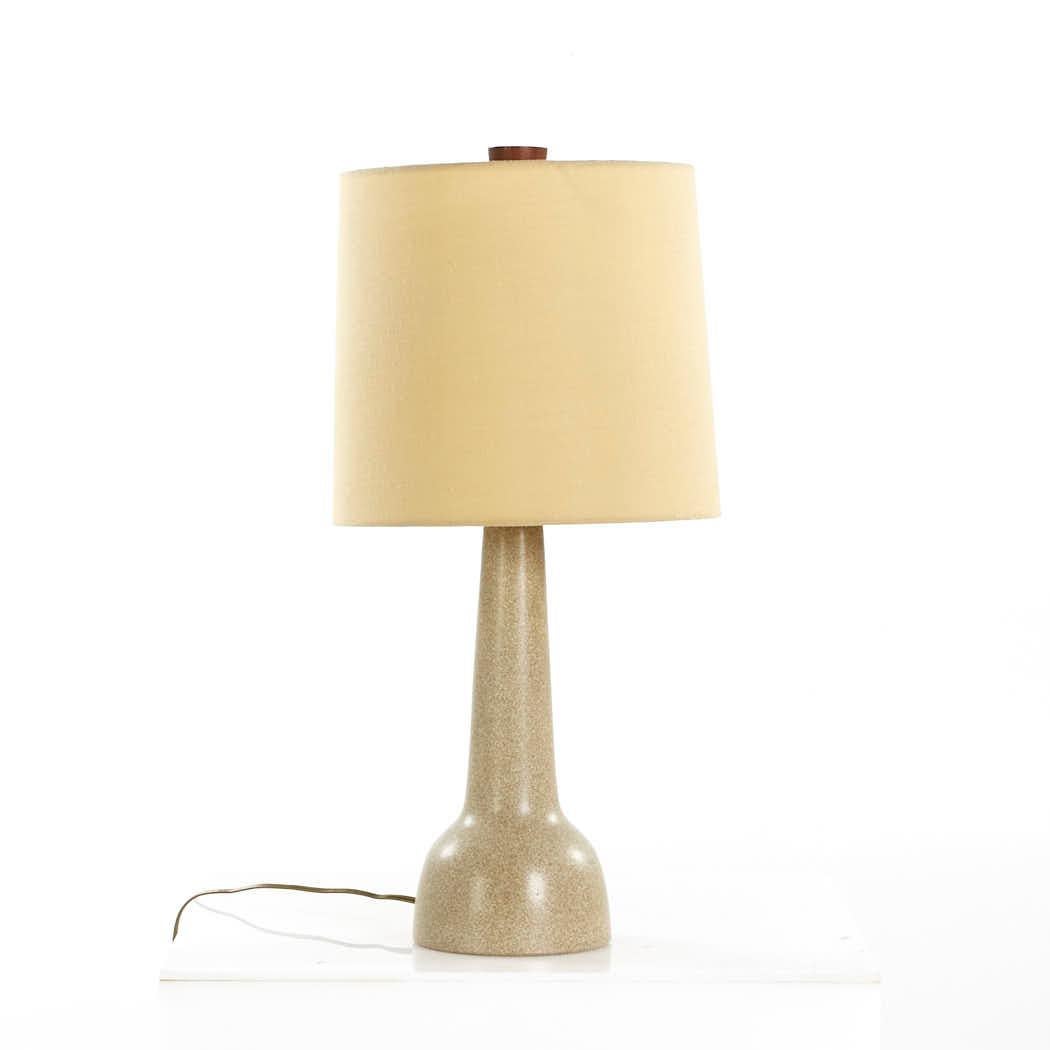 Mid-Century Modern Jane and Gordon Martz Mid Century Walnut and Ceramic Lamp For Sale