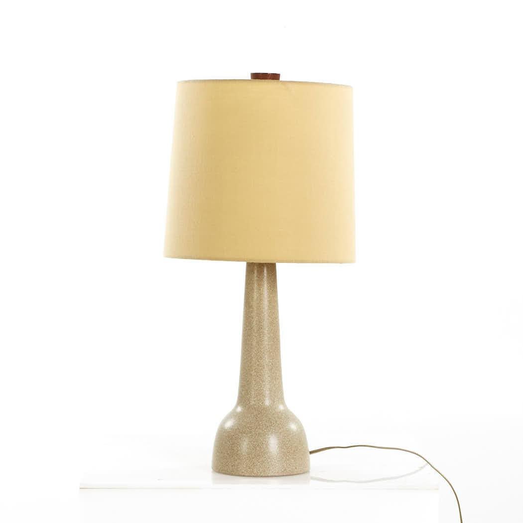 American Jane and Gordon Martz Mid Century Walnut and Ceramic Lamp For Sale