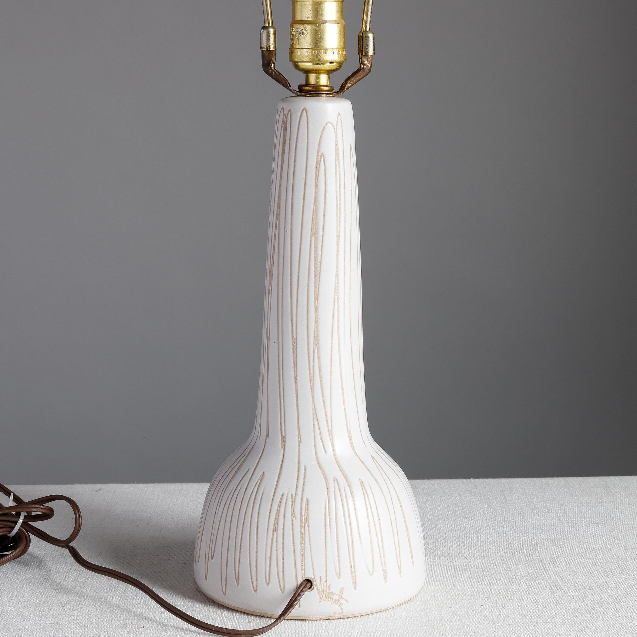 Mid-Century Modern Jane and Gordon Martz Stoneware Lamp Marshall Studios, White Incised Sgraffito For Sale