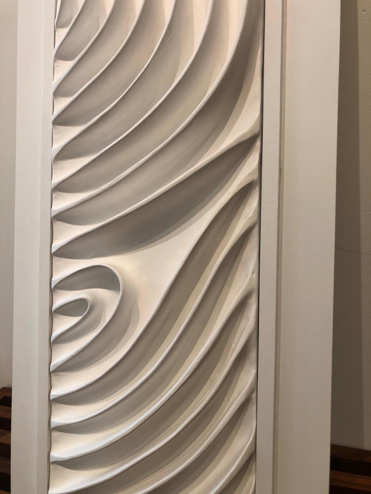 Ode VI / abstract ceramic wall sculpture in pure white - Sculpture by Jane B. Grimm