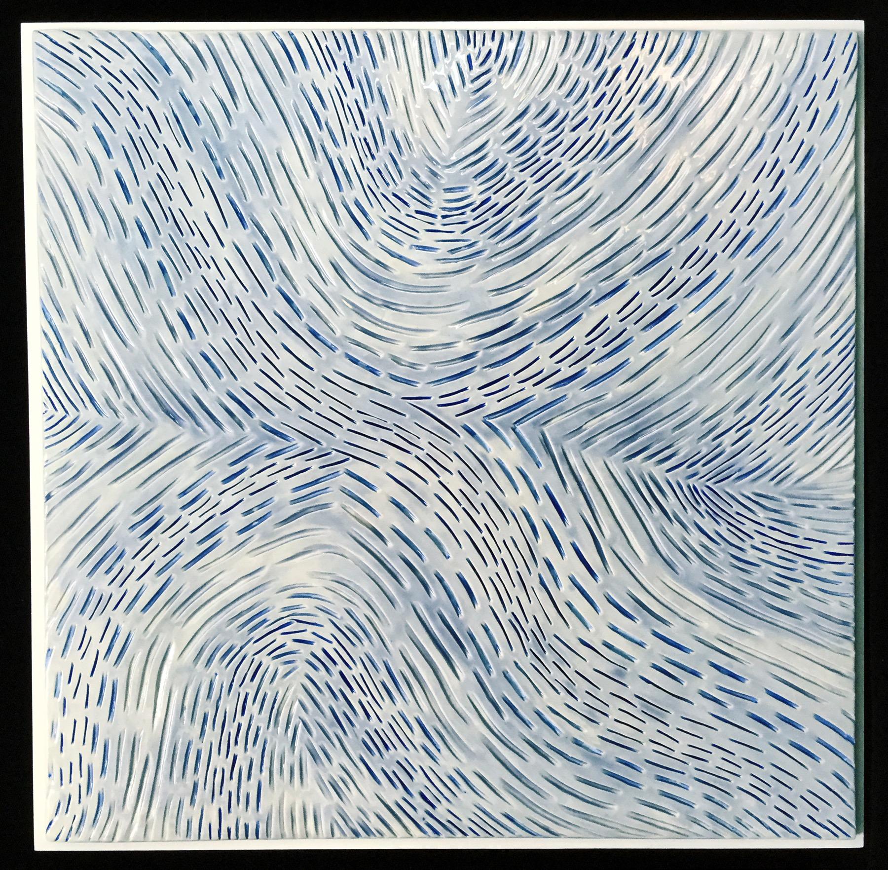 Op Art Redux II / Keramik-Wandskulptur - blau, weiß, 3D  – Mixed Media Art von Jane B. Grimm