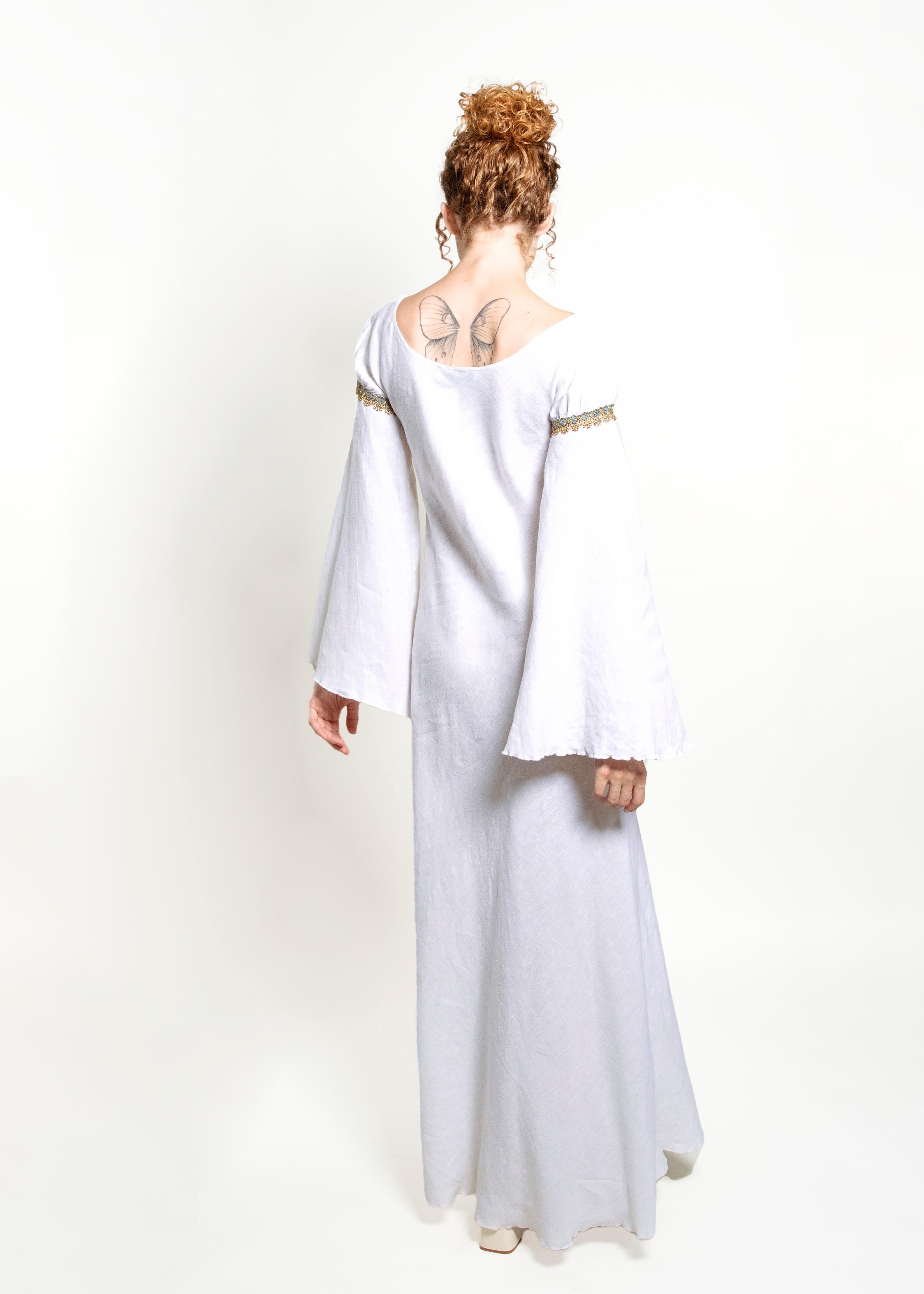 Jane Booke Linen Camelot Dress W/ Trim Pour femmes en vente