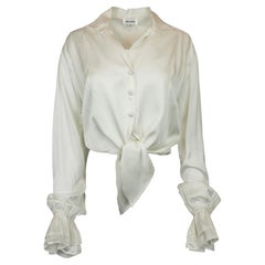 Blusa pirata de Jane Booke con botones delanteros de seda blanca