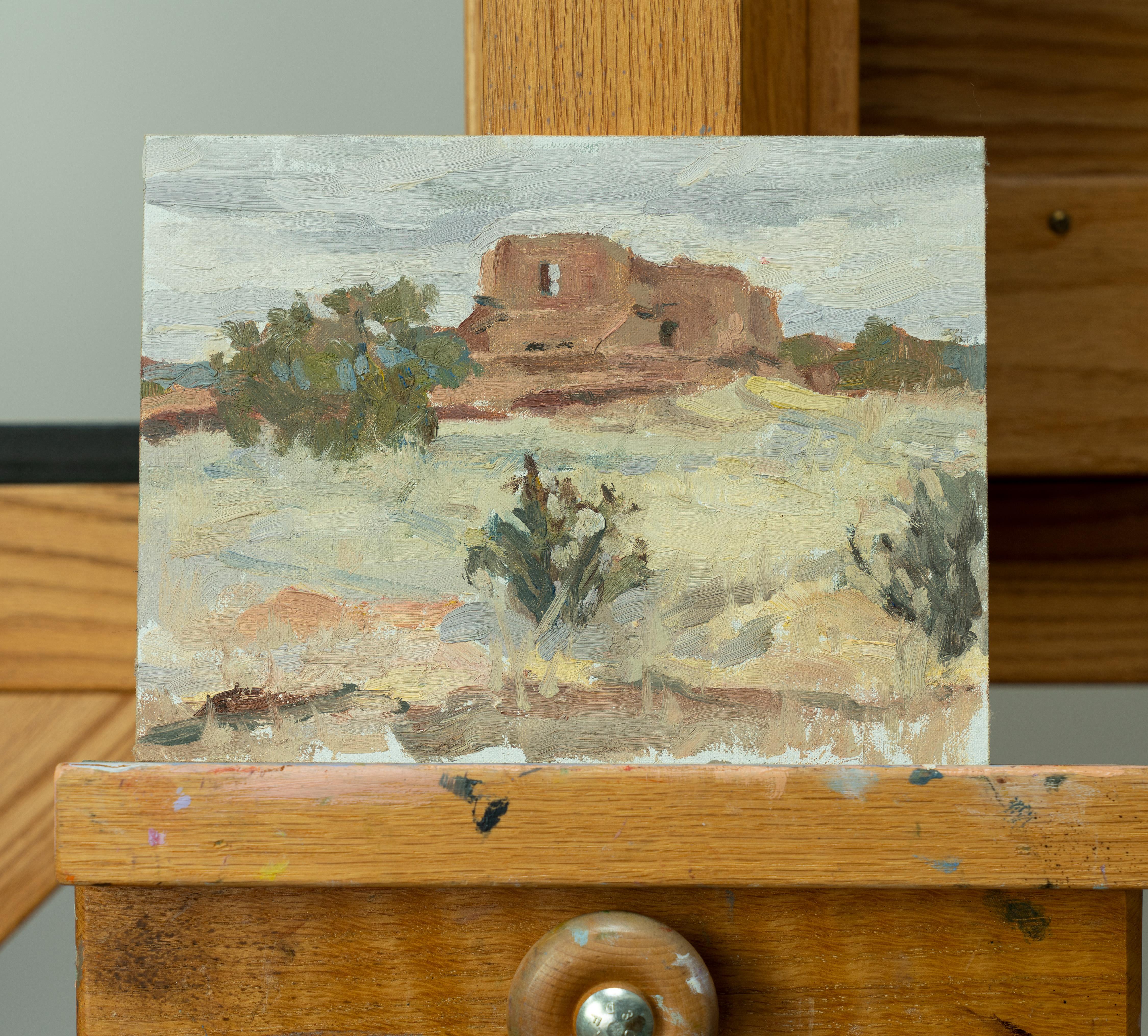 Pecos Temple (Plein Air Landschaftsgemälde - beige neutrale Farben) (Amerikanischer Impressionismus), Painting, von Jane Chapin