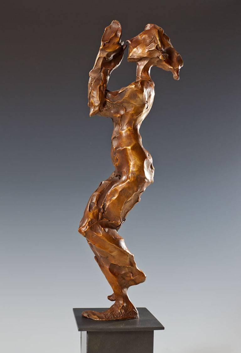 Jane DeDecker Figurative Sculpture - Eagle