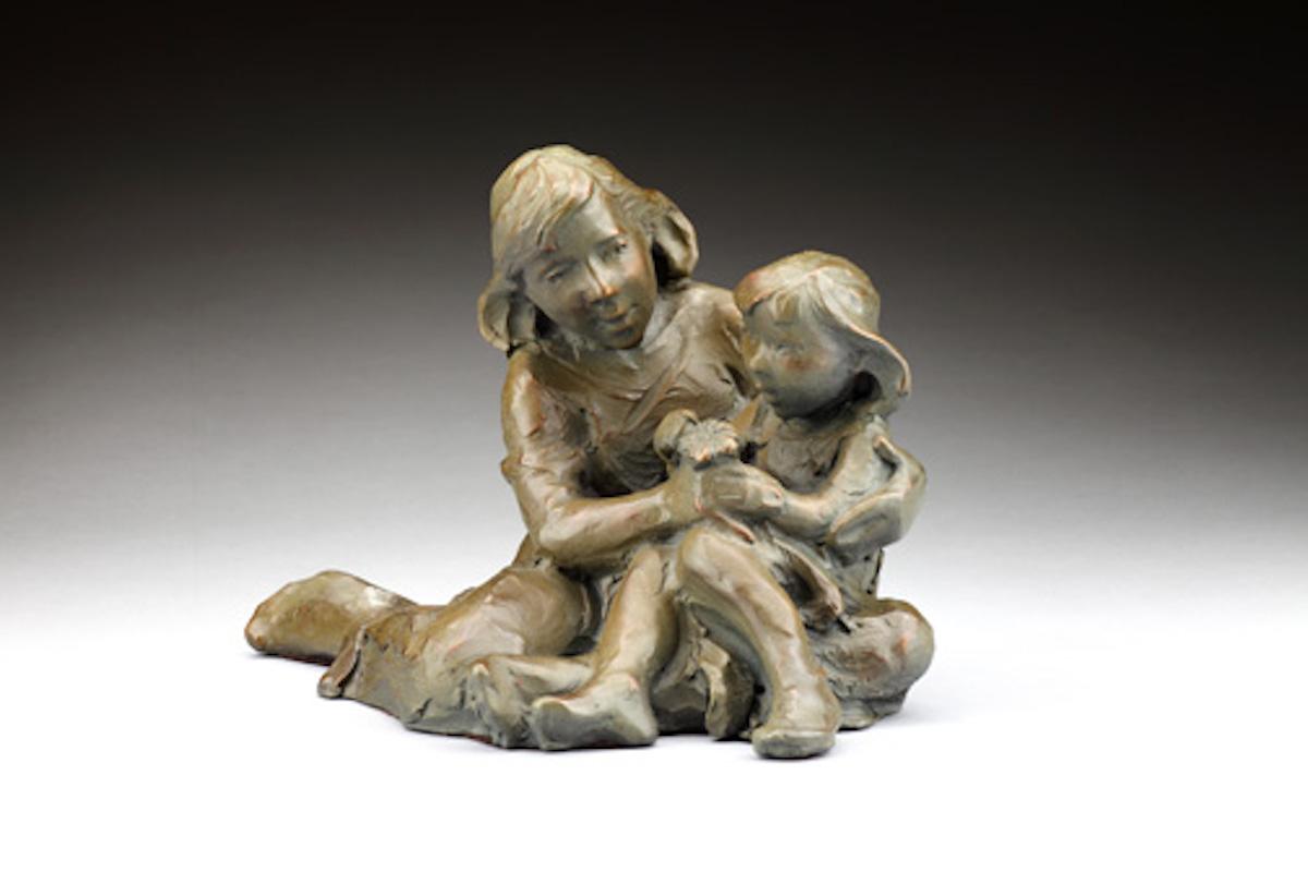 Jane DeDecker Figurative Sculpture - Mom and Molly