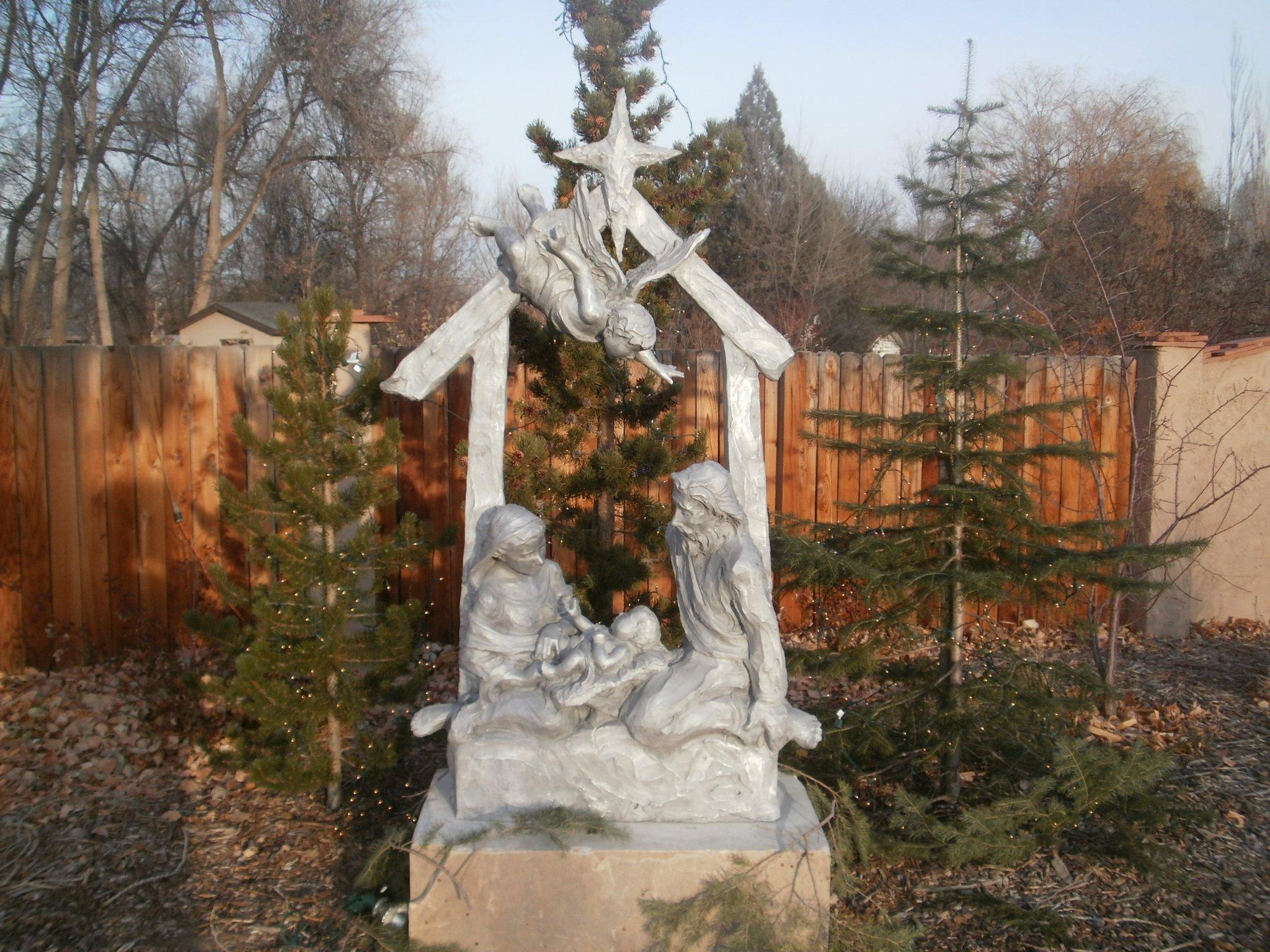 The Present (Nativity Creche) 90
