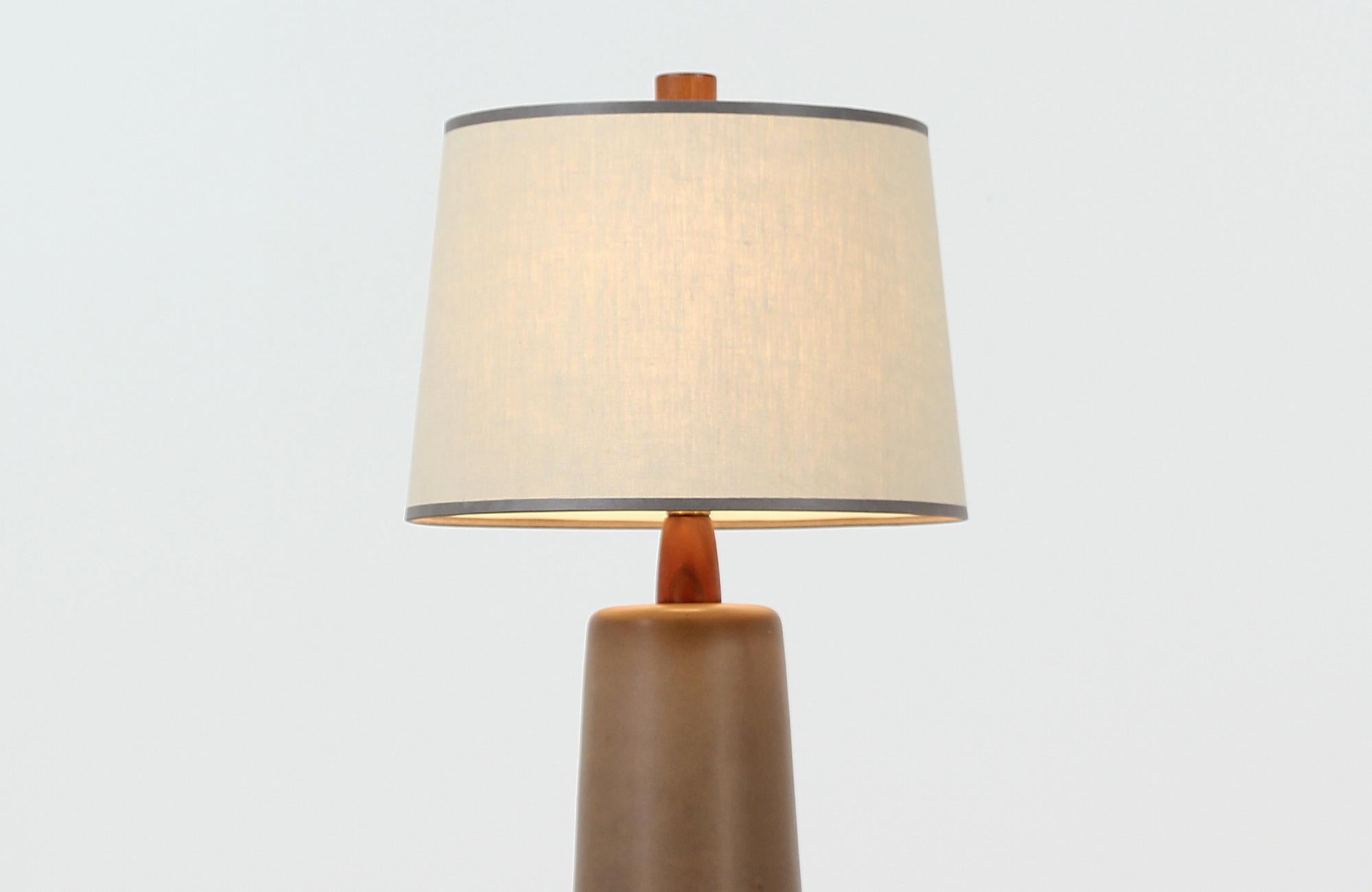 Mid-Century Modern Jane & Gordon Martz Ceramic Table Lamp for Marshall Studios