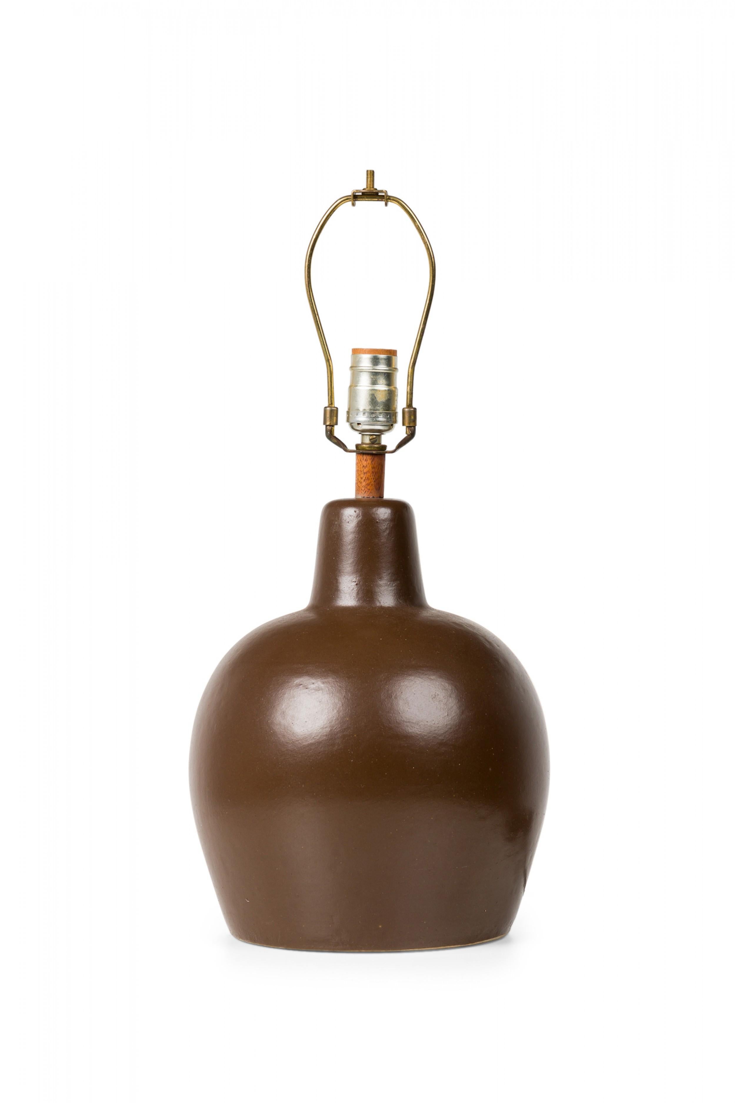 20th Century Jane & Gordon Martz for Marshall Studios American Ceramic Glazed Table Lamp For Sale