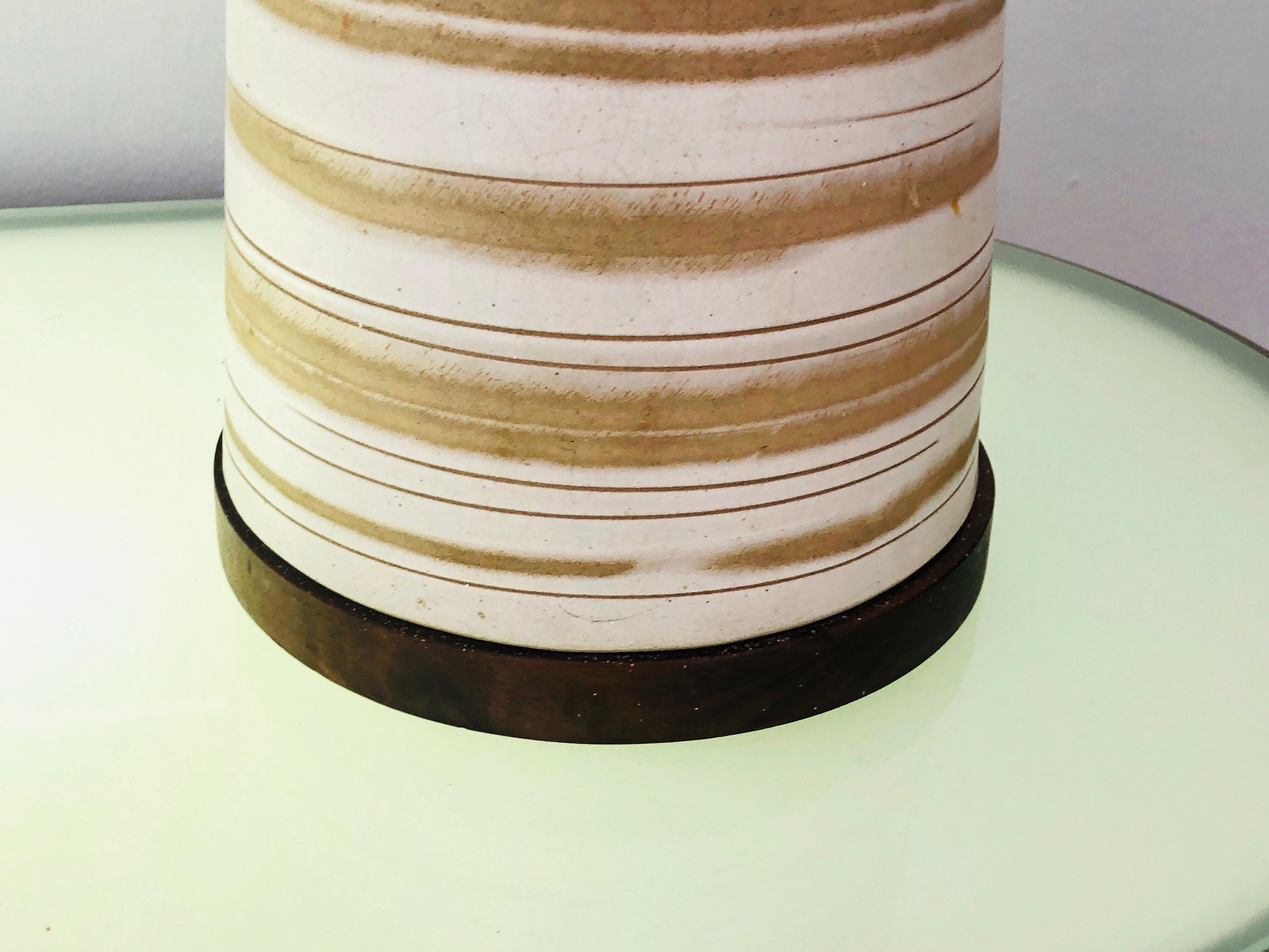 Walnut Jane & Gordon Martz Large Modernist Ceramic Lamp, 1950s