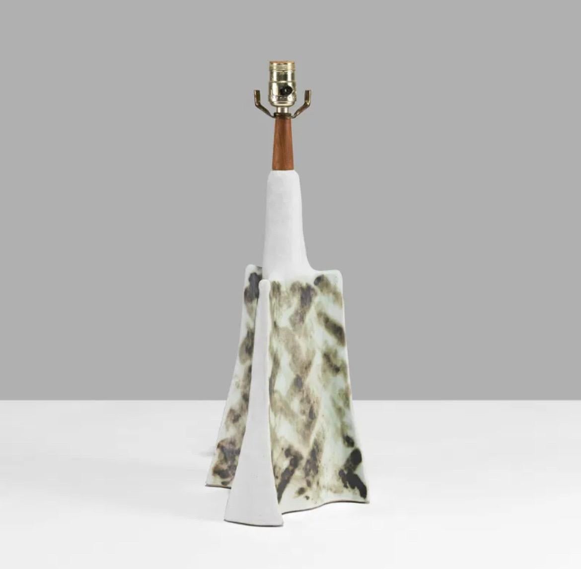 Mid-Century Modern Jane & Gordon Martz - Pottery Lamp For Sale
