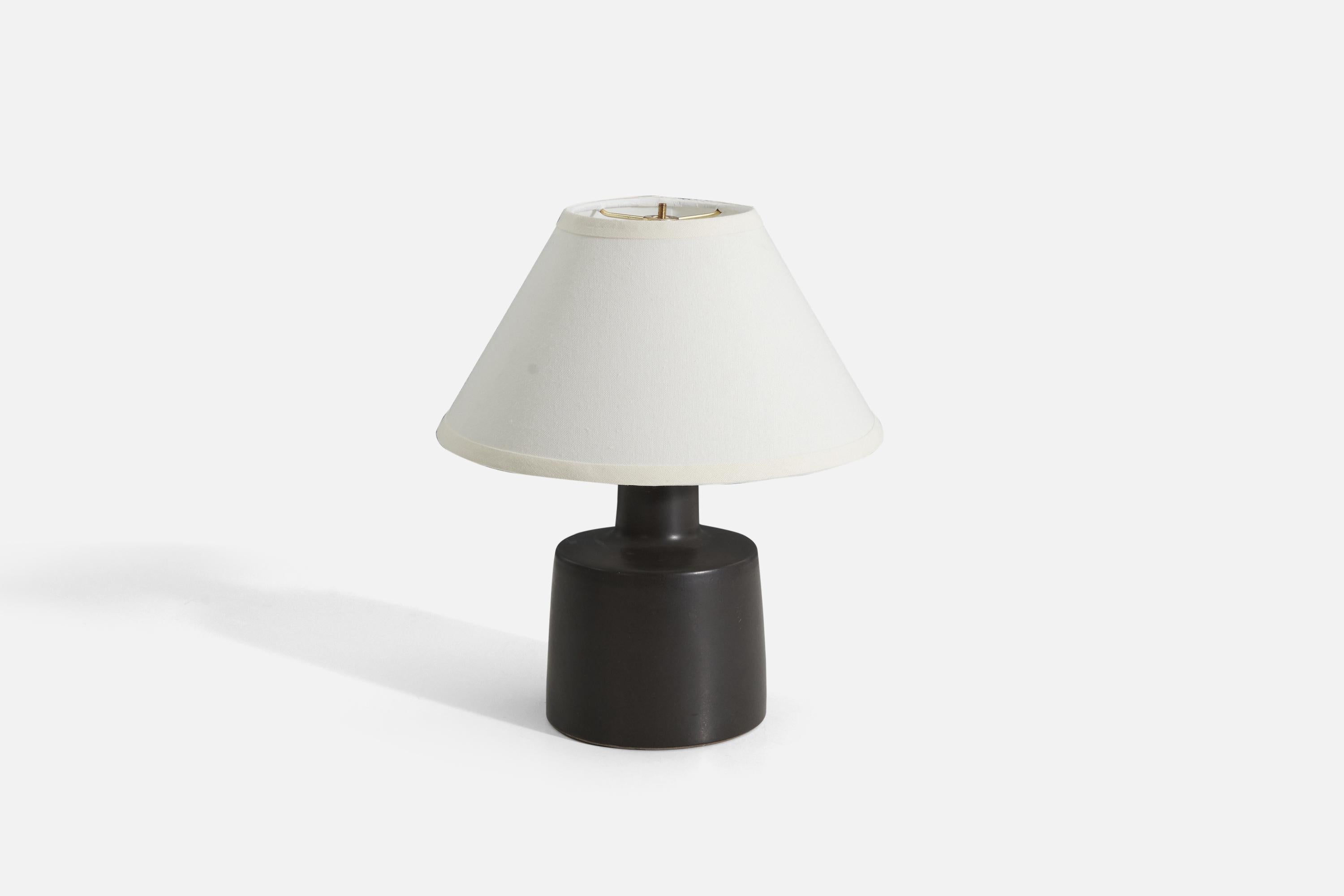 Jane & Gordon Martz, Table Lamp, Ceramic, Marshall Studios, 1960s In Good Condition For Sale In High Point, NC