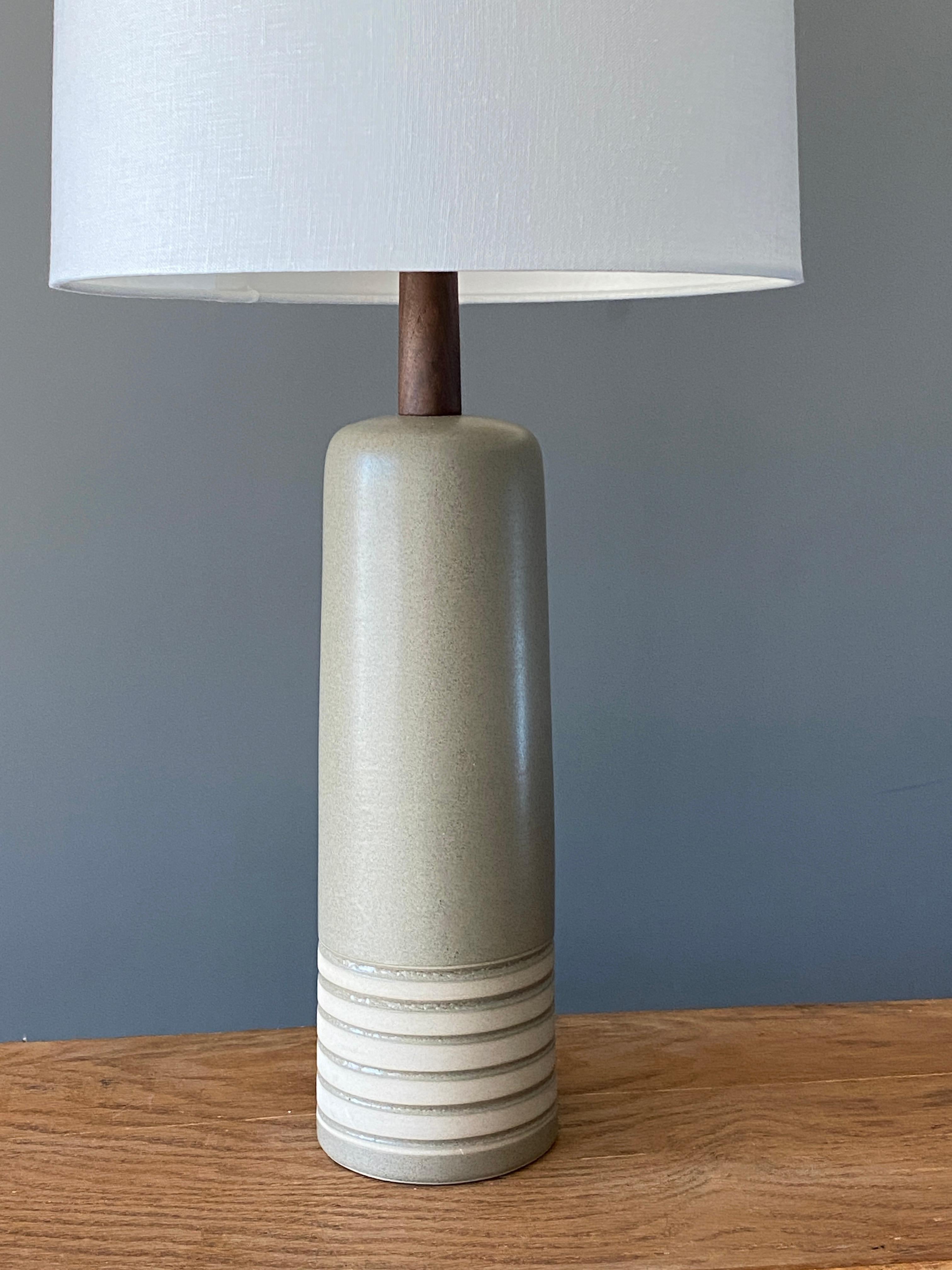 Mid-Century Modern Jane & Gordon Martz, Table Lamp, Ceramic, Walnut, Linen Marshal Studios, 1950s