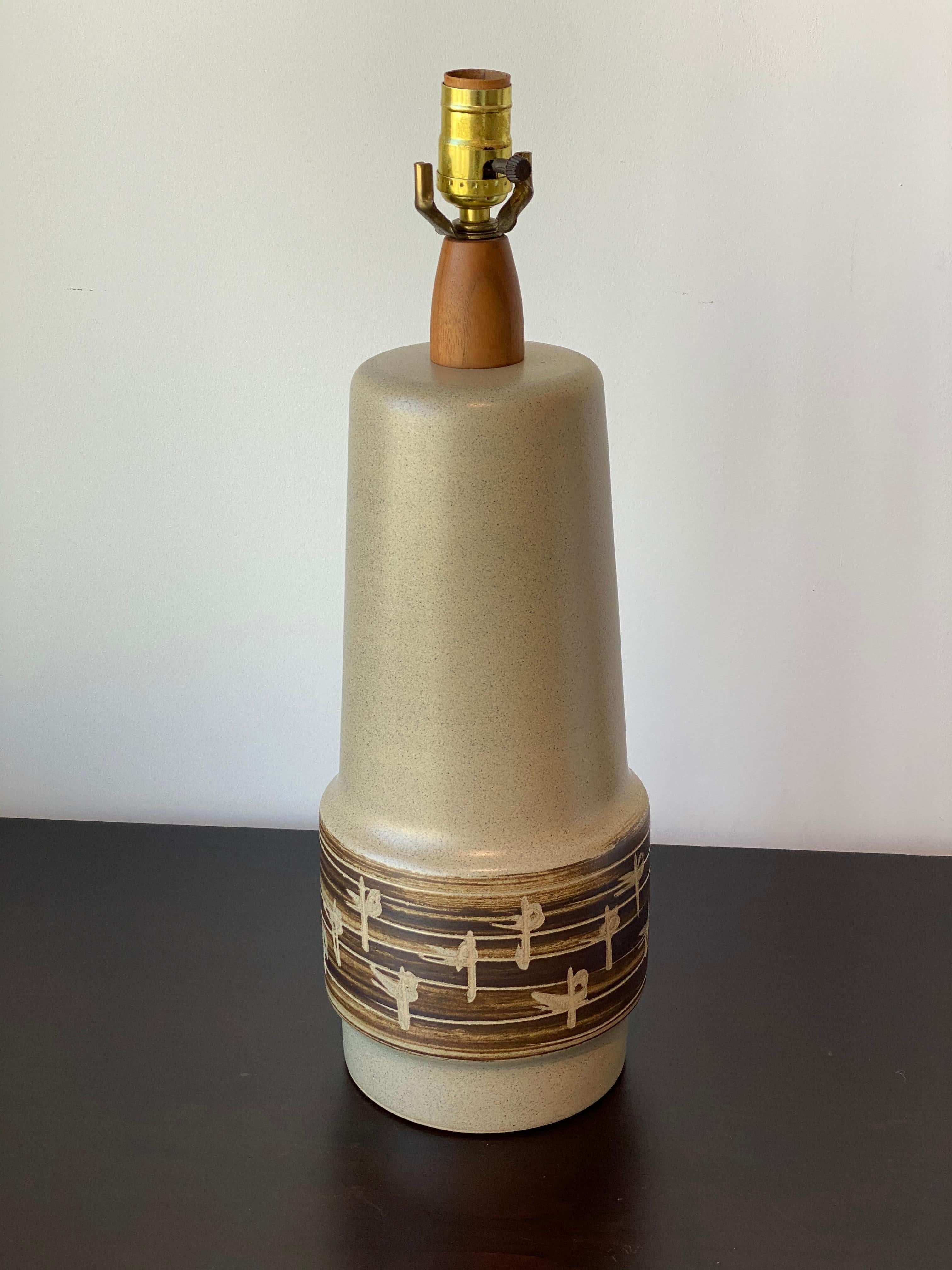 American Jane & Gordon Martz, Table Lamp, Ceramic, Walnut, Linen Marshal Studios, 1950s