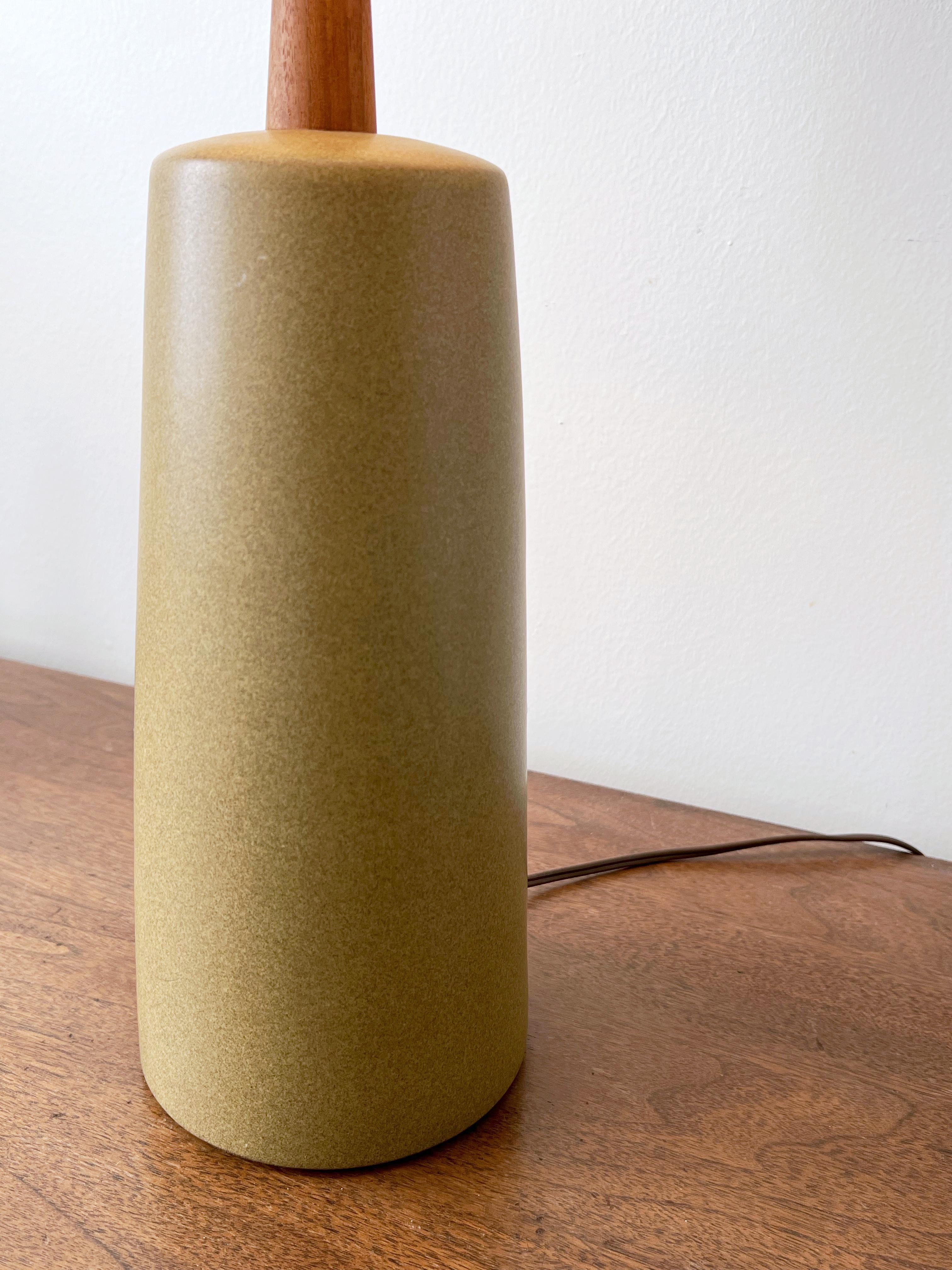 American Jane & Gordon Martz, Table Lamp, Ceramic, Walnut, Marshall Studios, 1960s For Sale