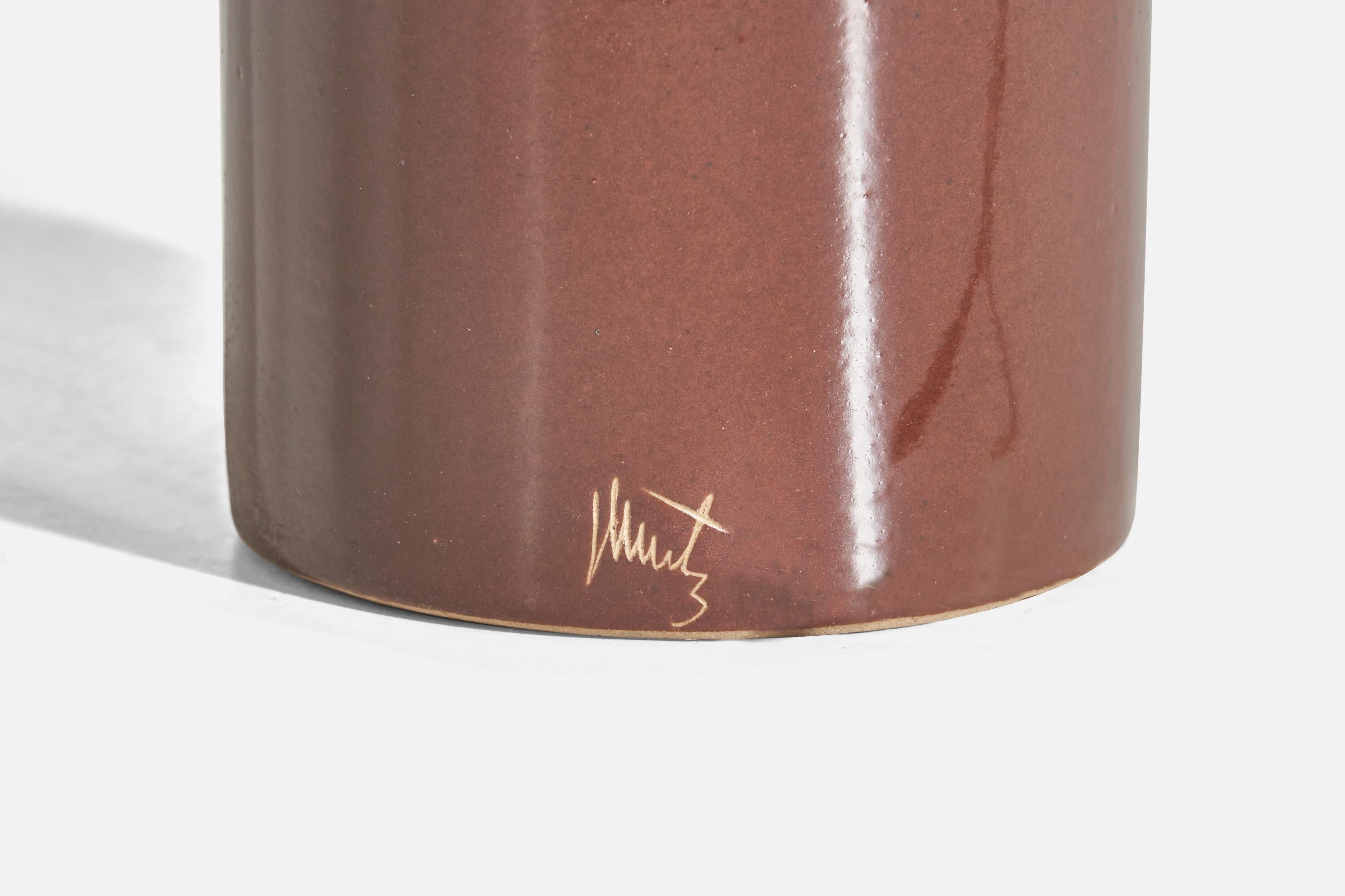 Jane & Gordon Martz, Table Lamp, Ceramic, Walnut, USA, 1960s In Good Condition For Sale In High Point, NC