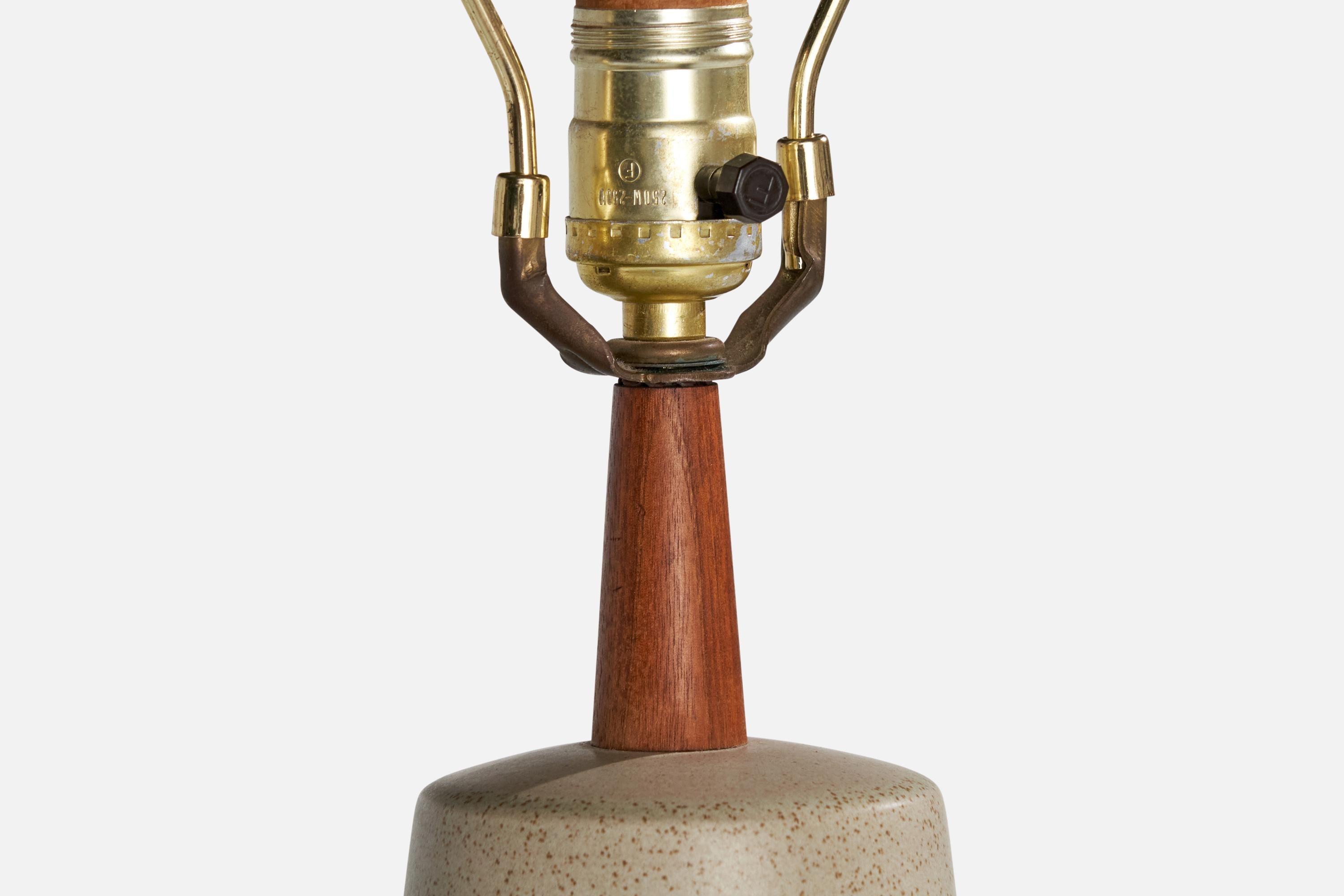 Jane & Jane Martz, Lampada da tavolo, Ceramica, Noce, USA, anni '1960 in vendita 1