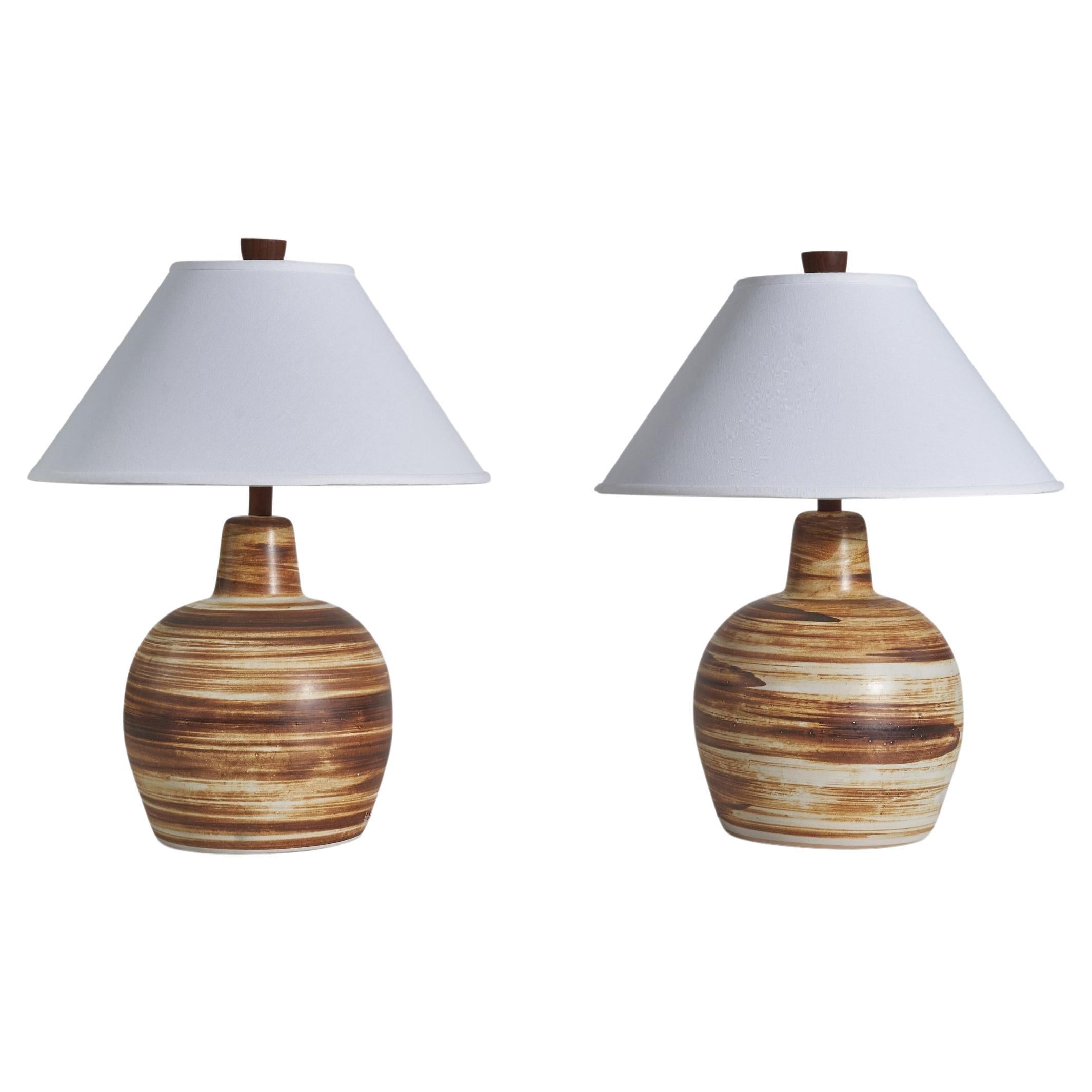 Jane & Gordon Martz, Table Lamps, Ceramic, Walnut, Marshal Studios, 1950s For Sale