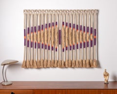 Instalación textil titulada "Ojo", de la artista de fibra de Detroit Jane Knight, década de 1970