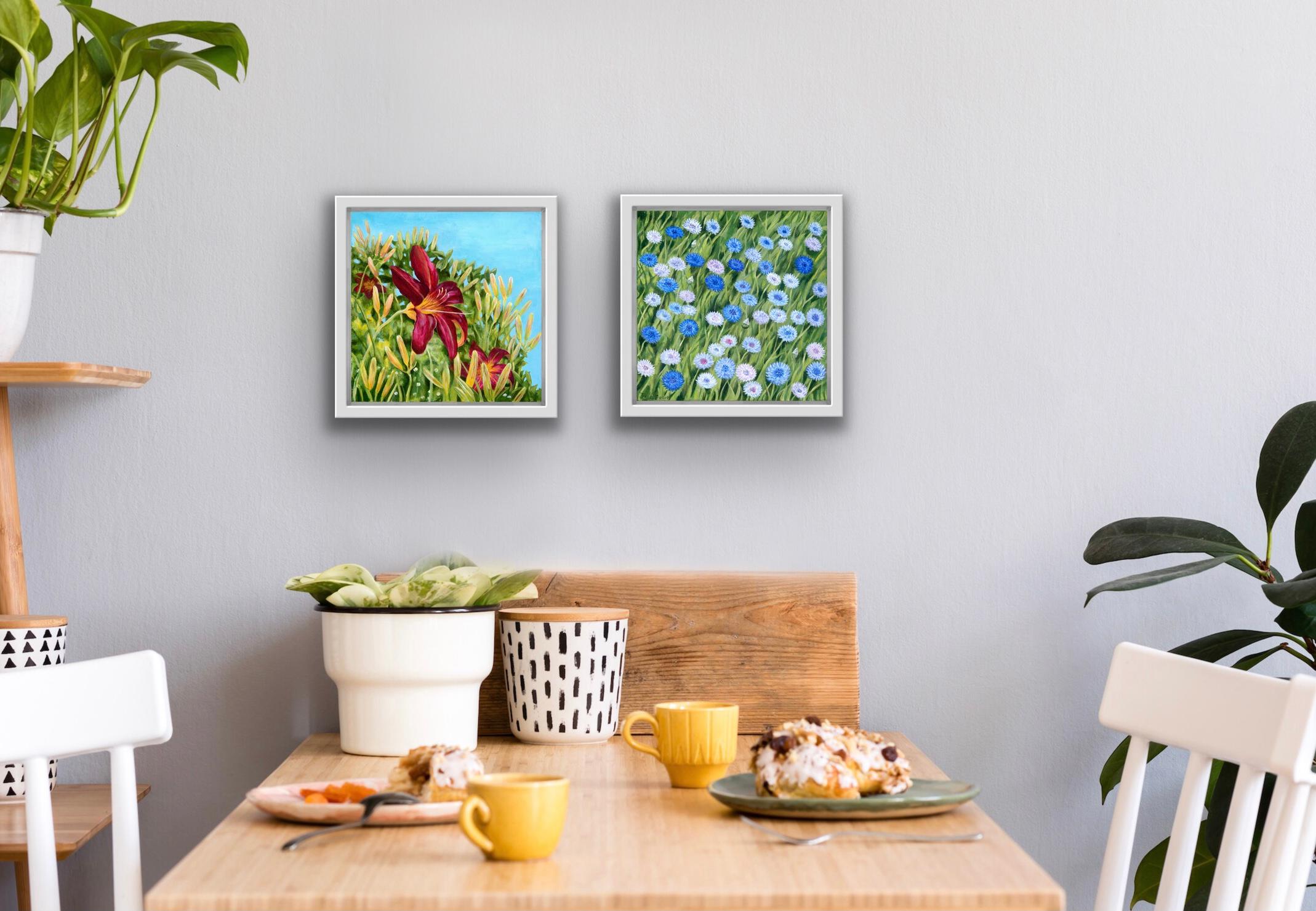 Cornflowers and Daylily diptych - Contemporary Print by Jane Peart