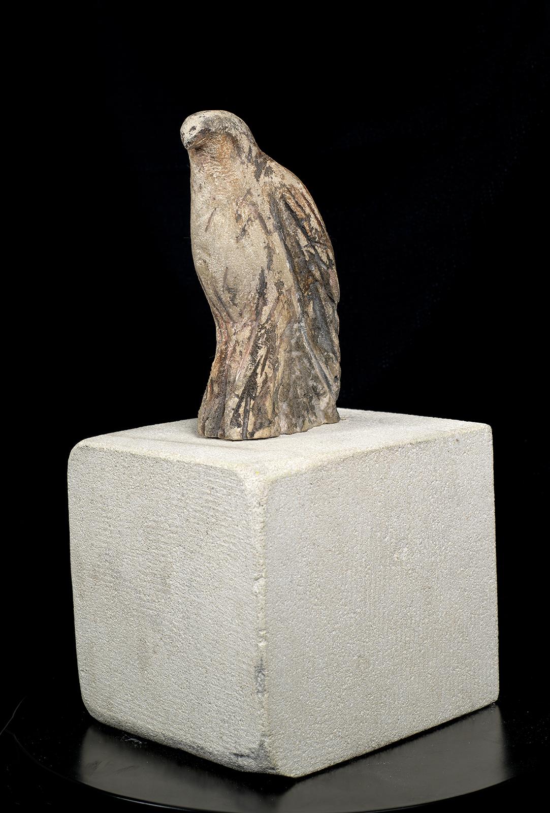 Pescadero Bird - Sculpture by Jane Rosen