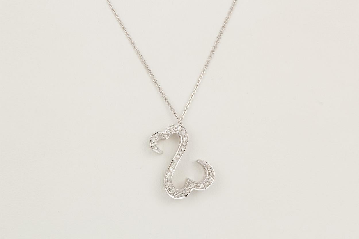 Wir freuen uns:: diese Jane Seymour 14K Weißgold & Diamond Open Heart Pendant Halskette anbieten zu können. Dieser wunderschöne Anhänger ist aus massivem 14-karätigem Weißgold gefertigt und mit einem runden Brillanten von 0::30 ct H-I/VS-SI besetzt.