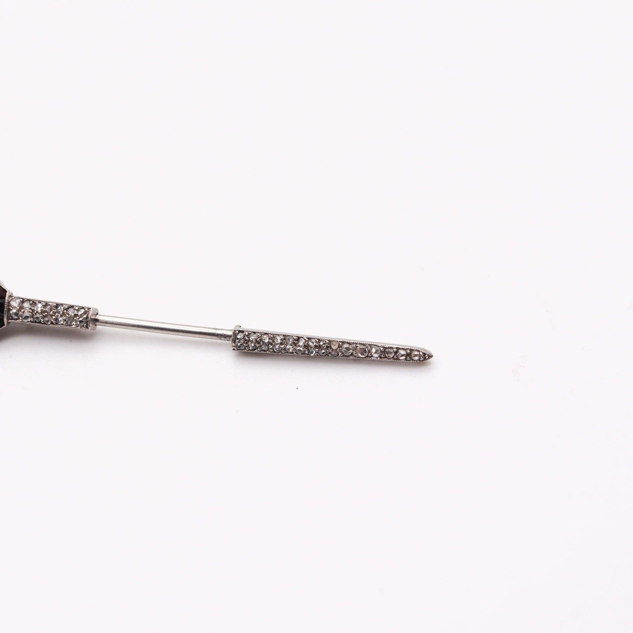 JANESICH 1920 París Art Decó Broche Jabot En Platino Con Diamantes Y Ónices en Excelente Estado en Miami, FL