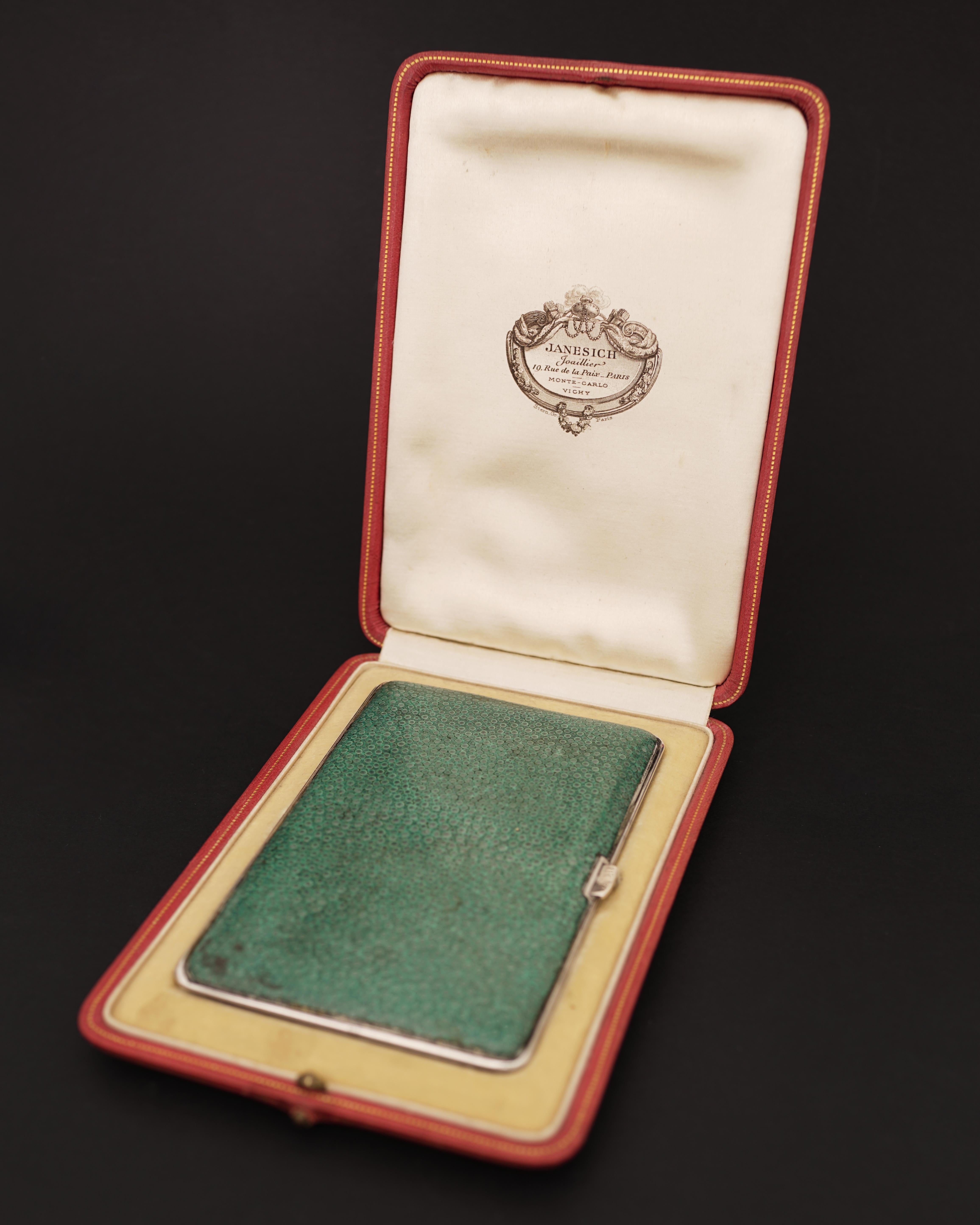Janesich, Vermeil Covered with Dark Green Galuchat Cigarette Case, circa 1925 In Good Condition In Paris, FR
