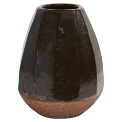 Janet Leach, Vaso in gres sfaccettato